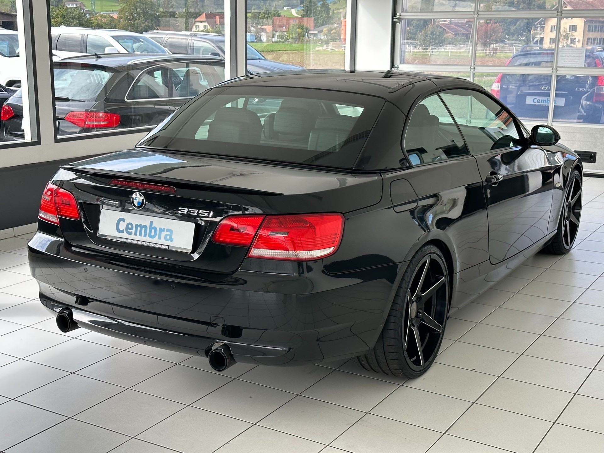 BMW 335i Cabriolet DSG-image-7