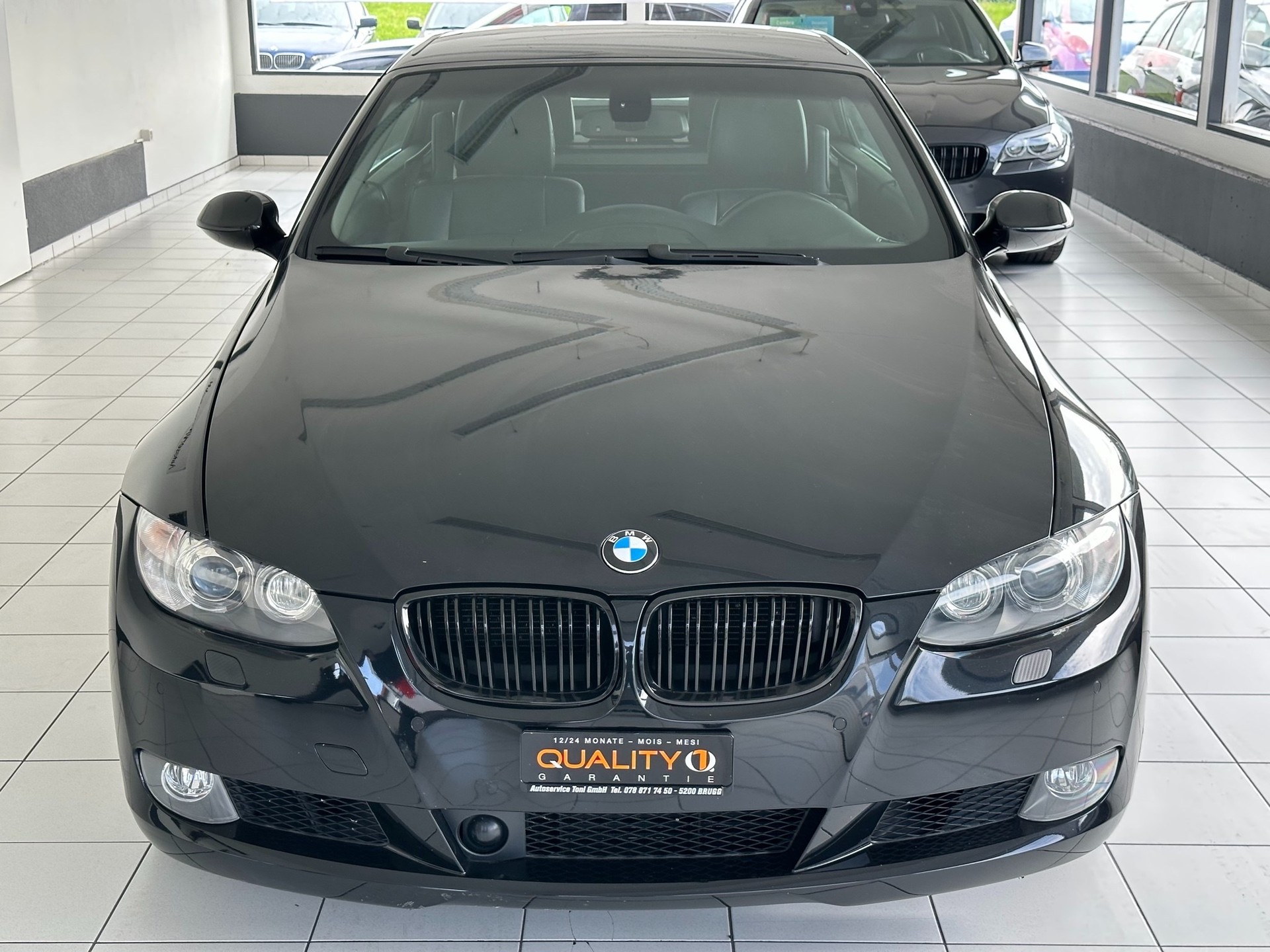 BMW 335i Cabriolet DSG-image-3