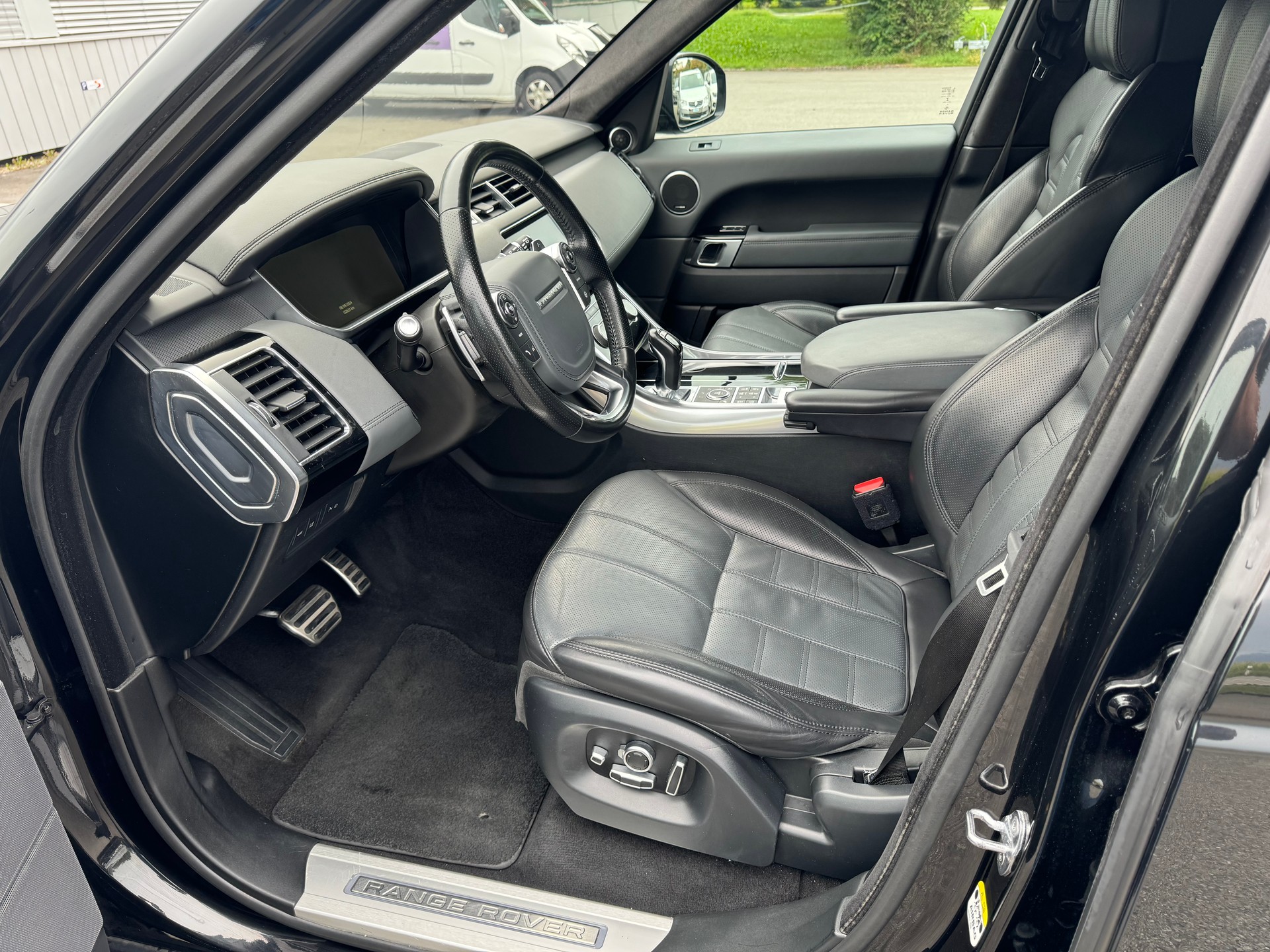 LAND ROVER Range Rover Sport 3.0 SDV6 Autobiogr. Dynamic Aut.-image-6