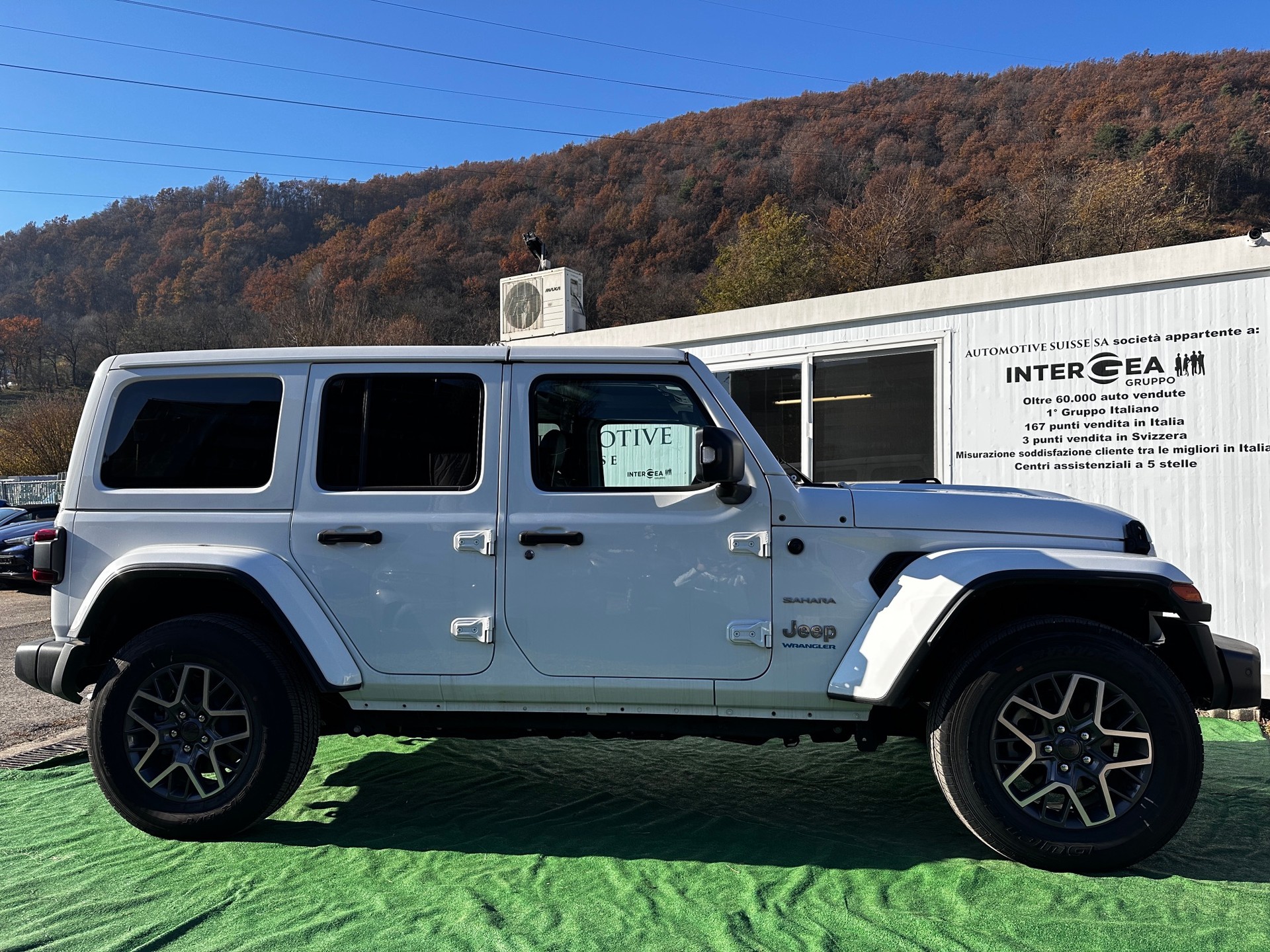 JEEP Wrangler 2.0 PHEV Unlimited Sahara DT Automatic-image-2