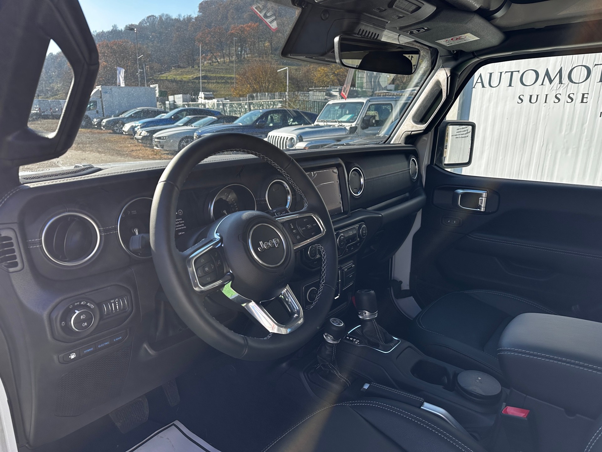 JEEP Wrangler 2.0 PHEV Unlimited Sahara DT Automatic-image-8