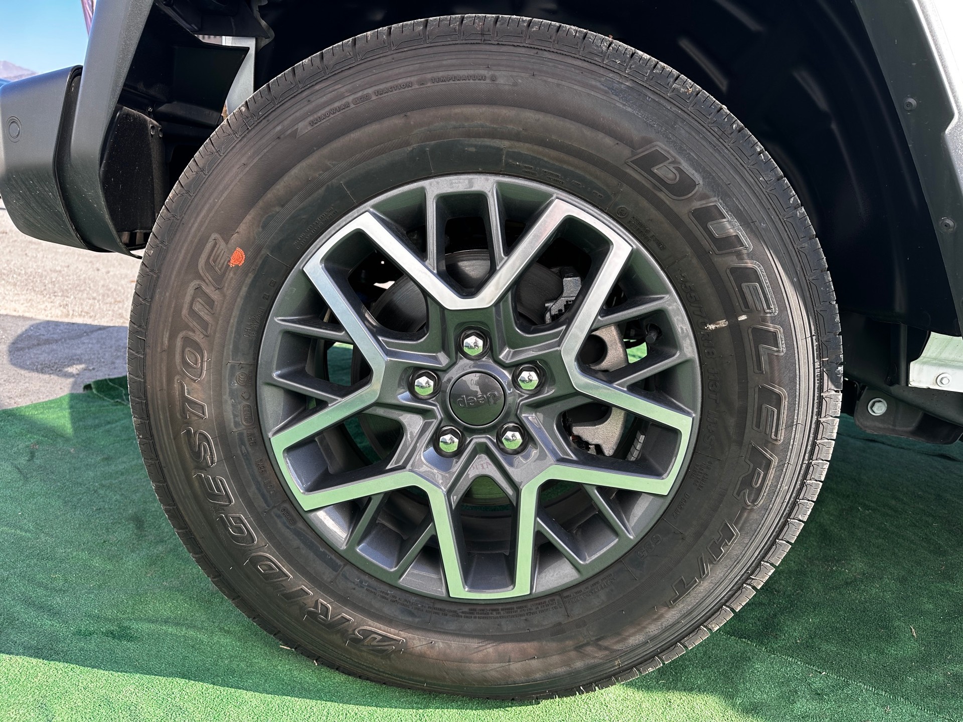 JEEP Wrangler 2.0 PHEV Unlimited Sahara DT Automatic-image-13