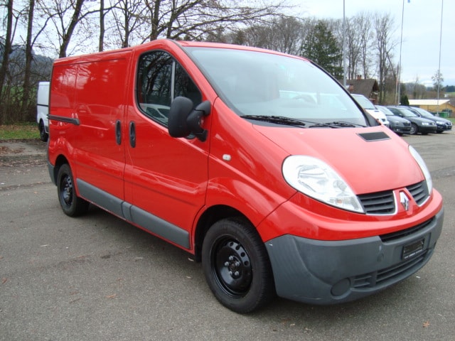 RENAULT Trafic 2.0 dCi 90 2.7t L1H1-image-1