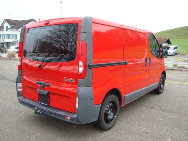 RENAULT Trafic 2.0 dCi 90 2.7t L1H1-image-4