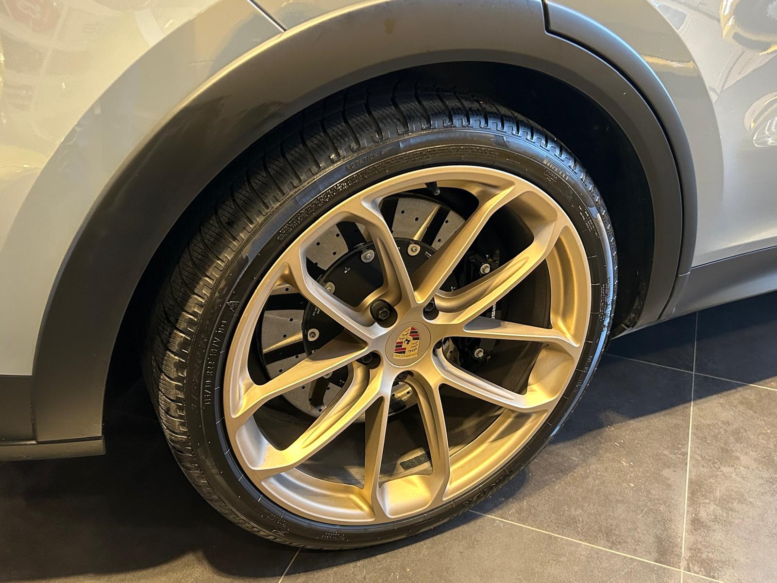 PORSCHE Cayenne Turbo GT - Porsche Approved Garantie bis 02.2027-image-12