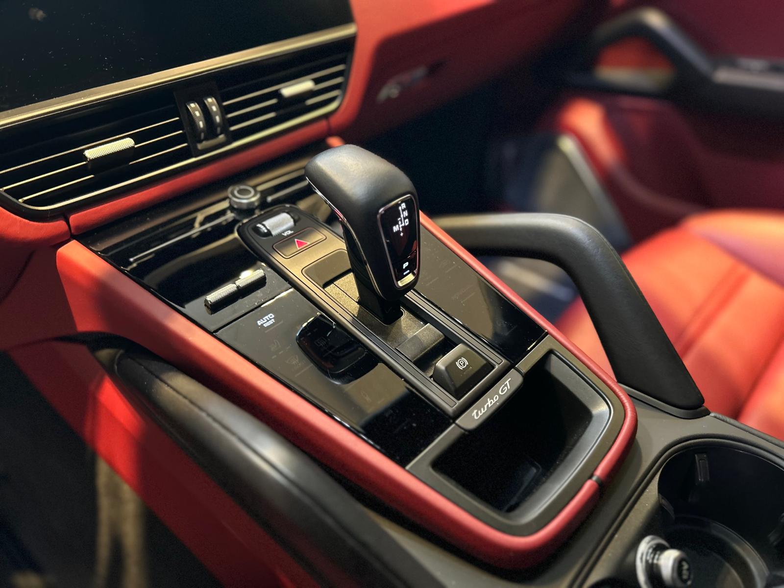 PORSCHE Cayenne Turbo GT - Porsche Approved Garantie bis 02.2027-image-19