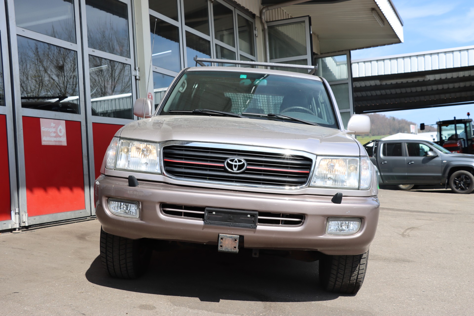 TOYOTA Land Cruiser 500 4.2TD S.Saloon-image-2
