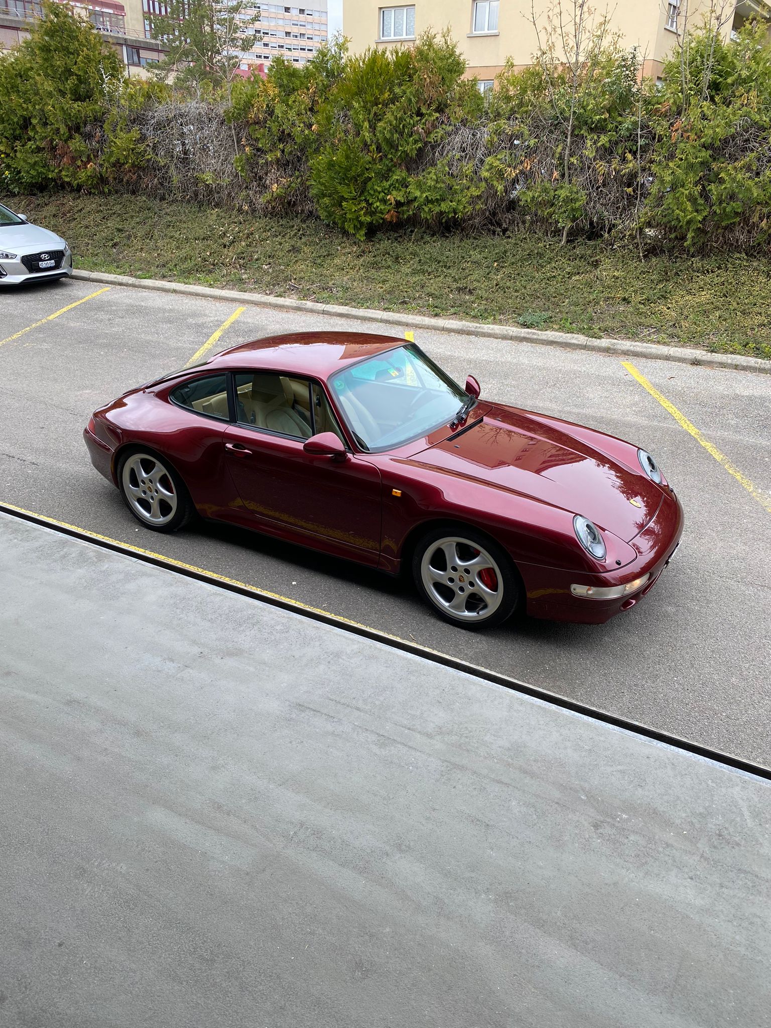 PORSCHE 911 Carrera 4S-image-2
