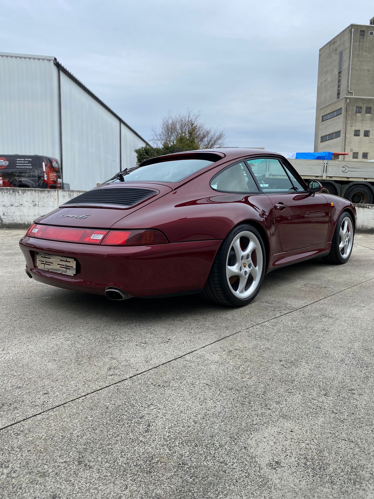 PORSCHE 911 Carrera 4S-image-0