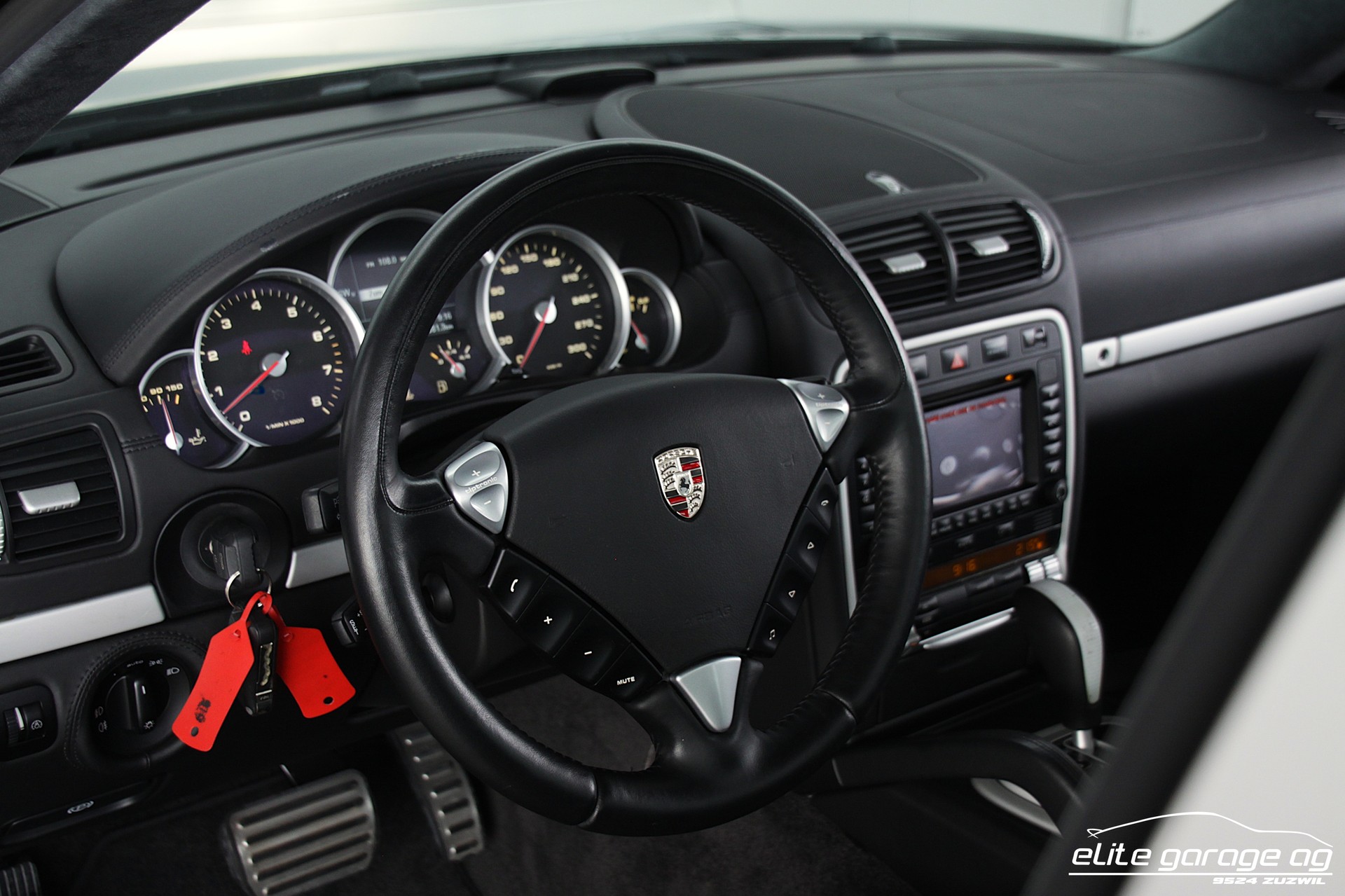 PORSCHE Cayenne Turbo SportDesign-image-13