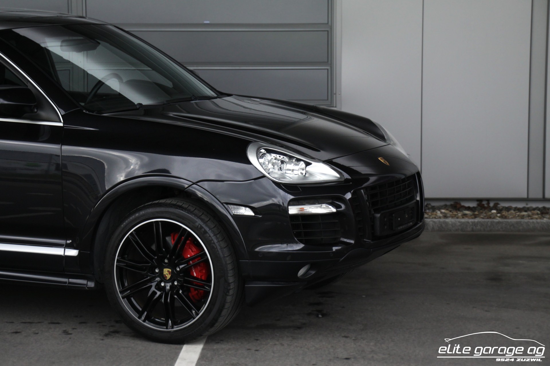 PORSCHE Cayenne Turbo SportDesign-image-8