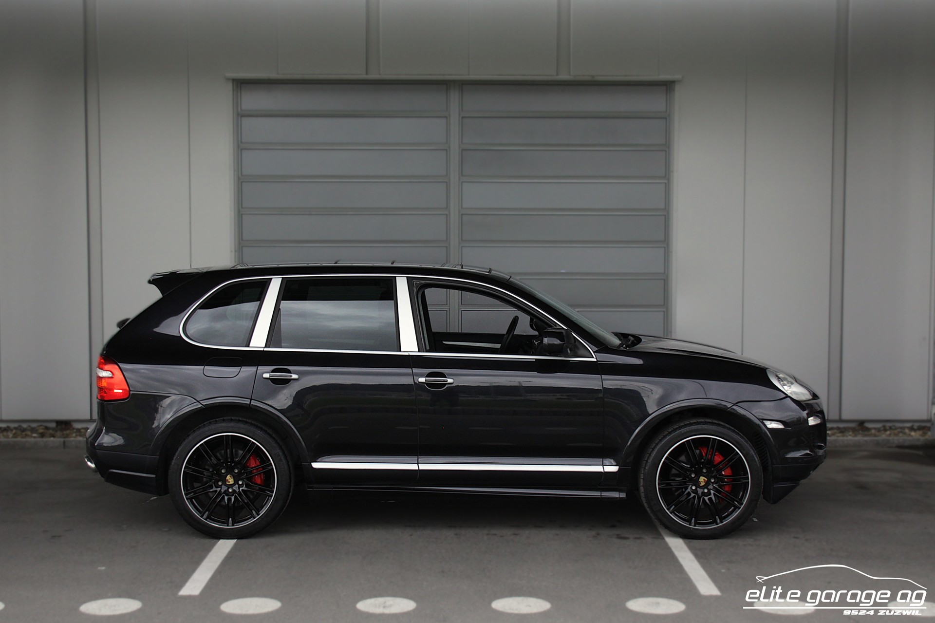PORSCHE Cayenne Turbo SportDesign-image-5