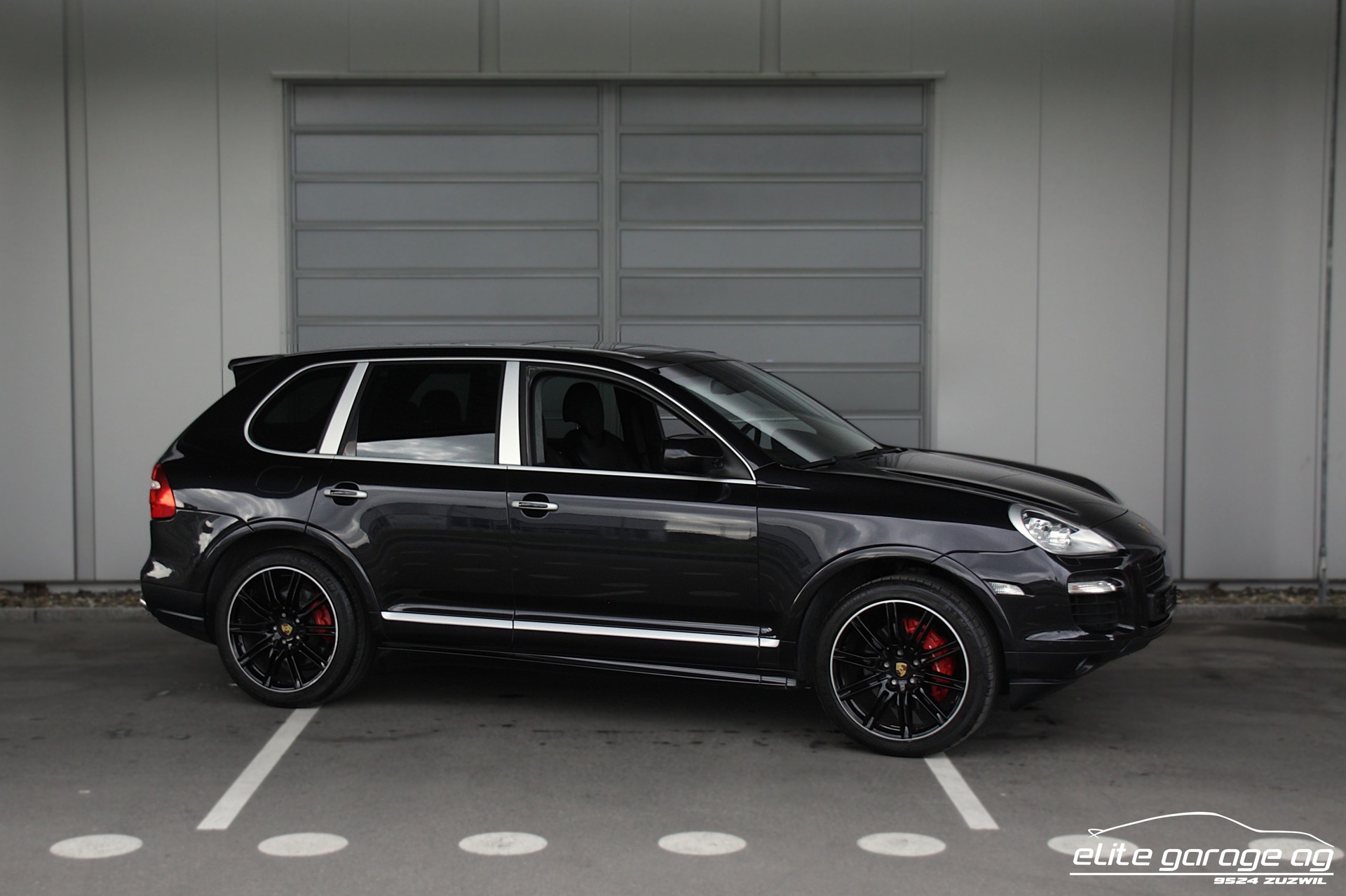 PORSCHE Cayenne Turbo SportDesign-image-6