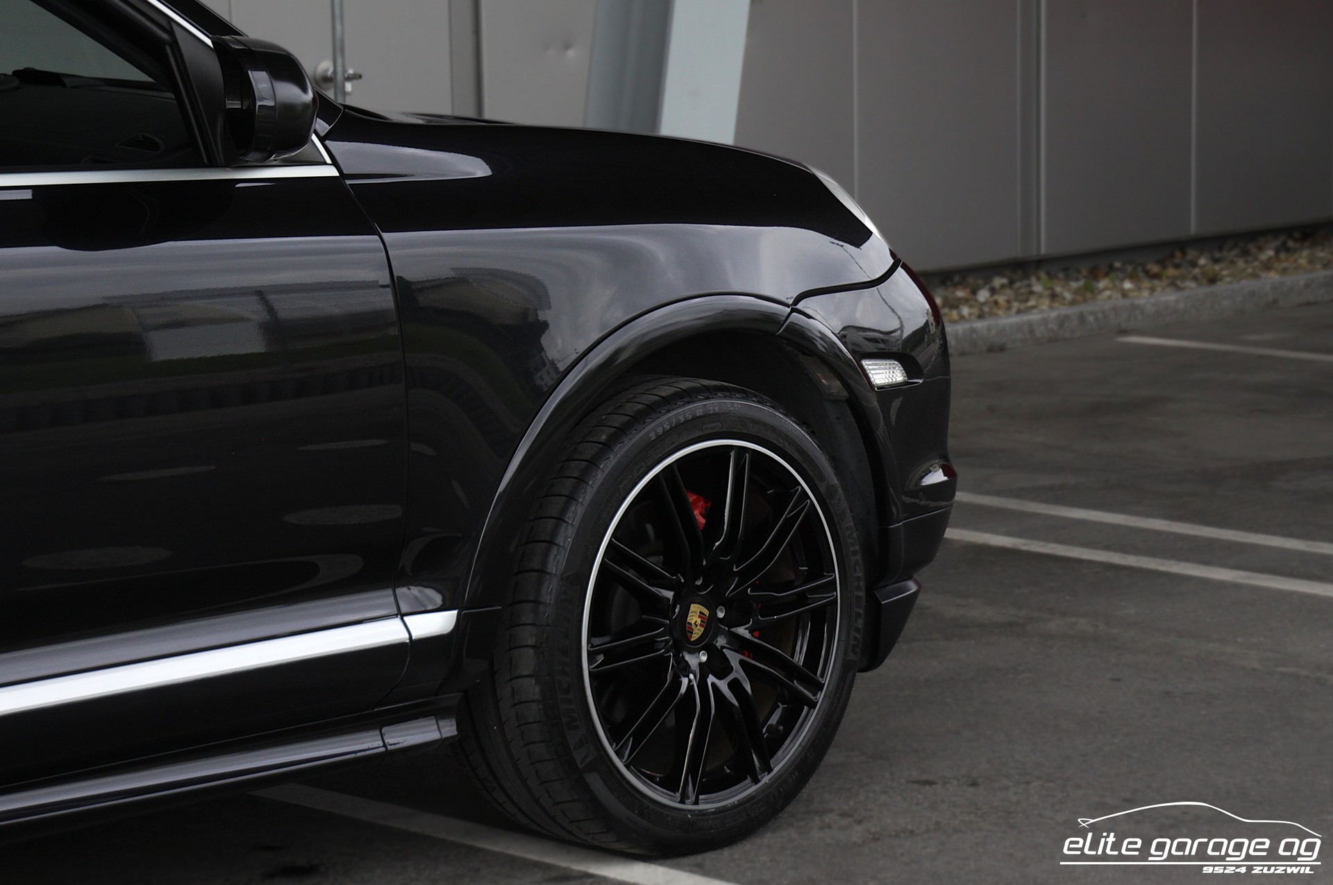 PORSCHE Cayenne Turbo SportDesign-image-10