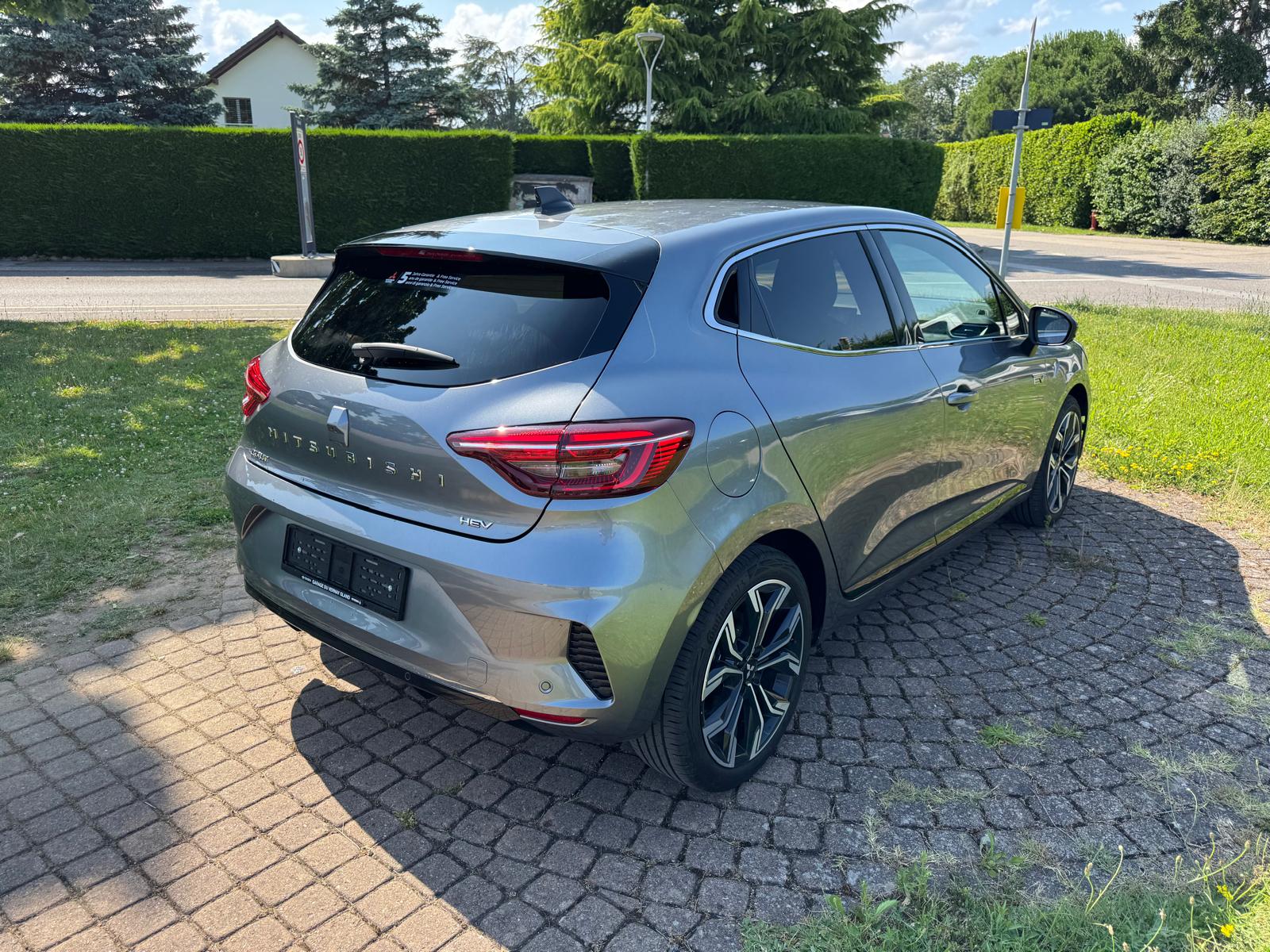 MITSUBISHI Colt Intense-image-4