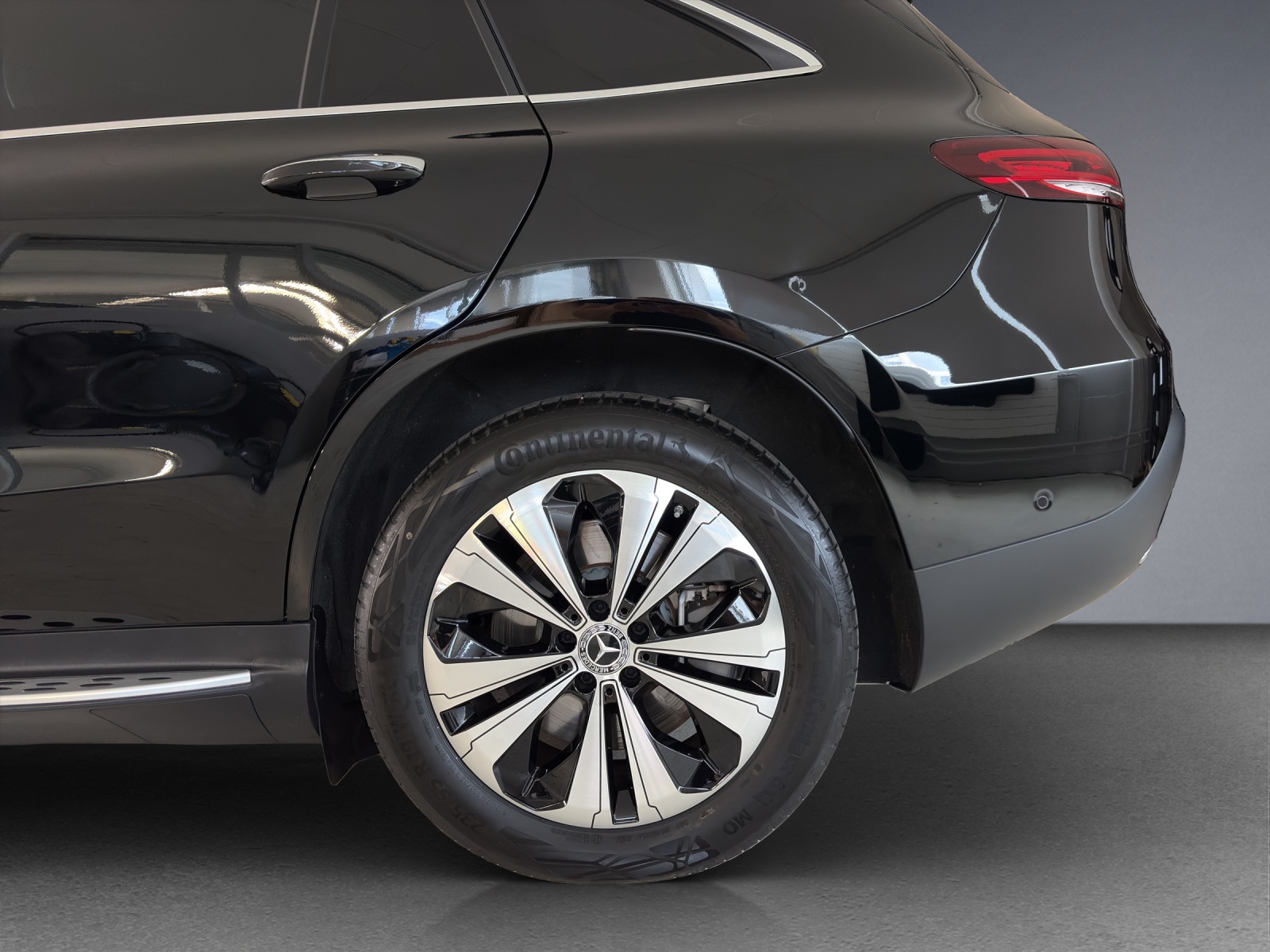 Image MERCEDES-BENZ EQC-400 EQC 400 4Matic EQ Star
