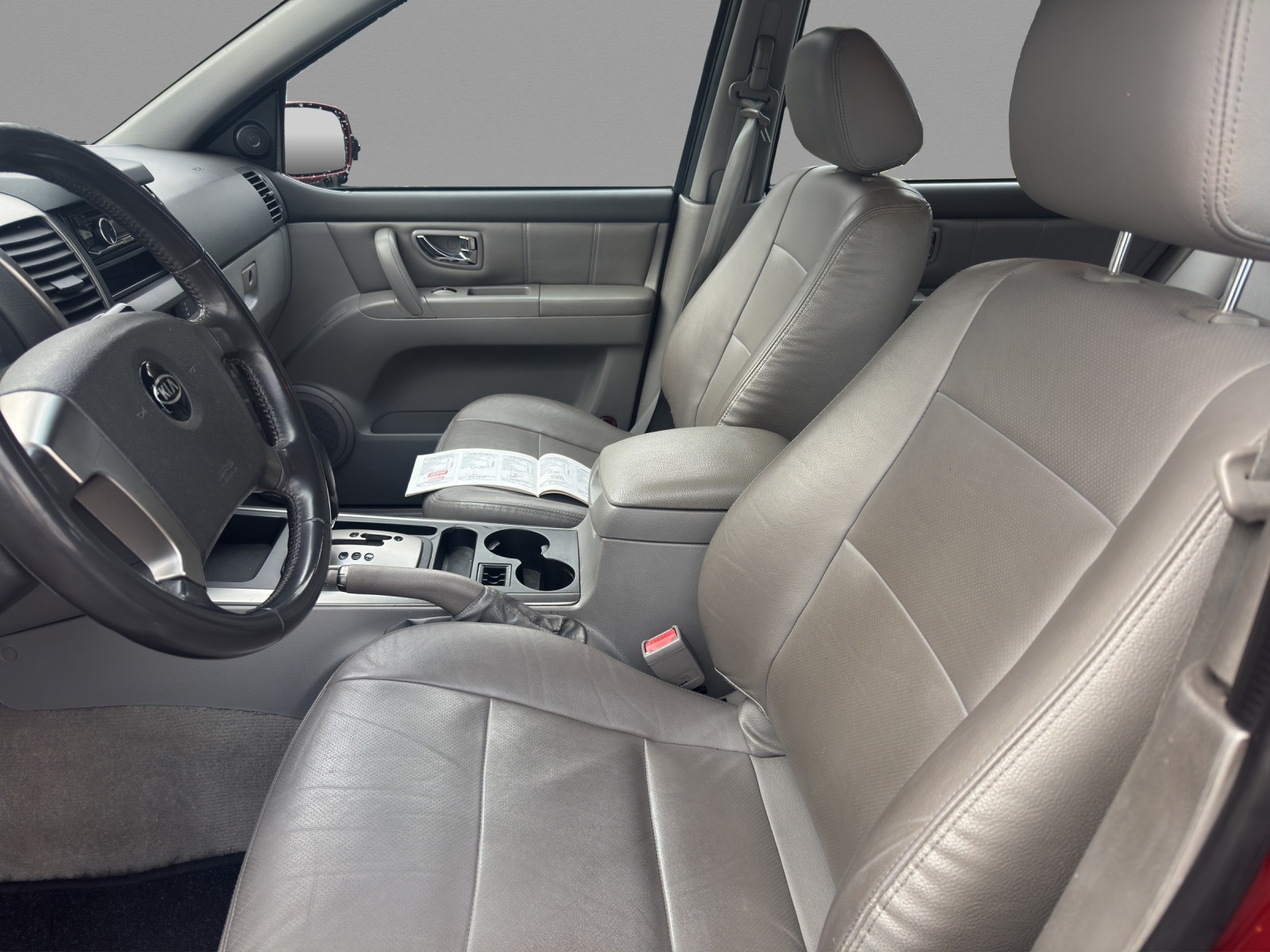 KIA Sorento 2.5 CRDI-image-6