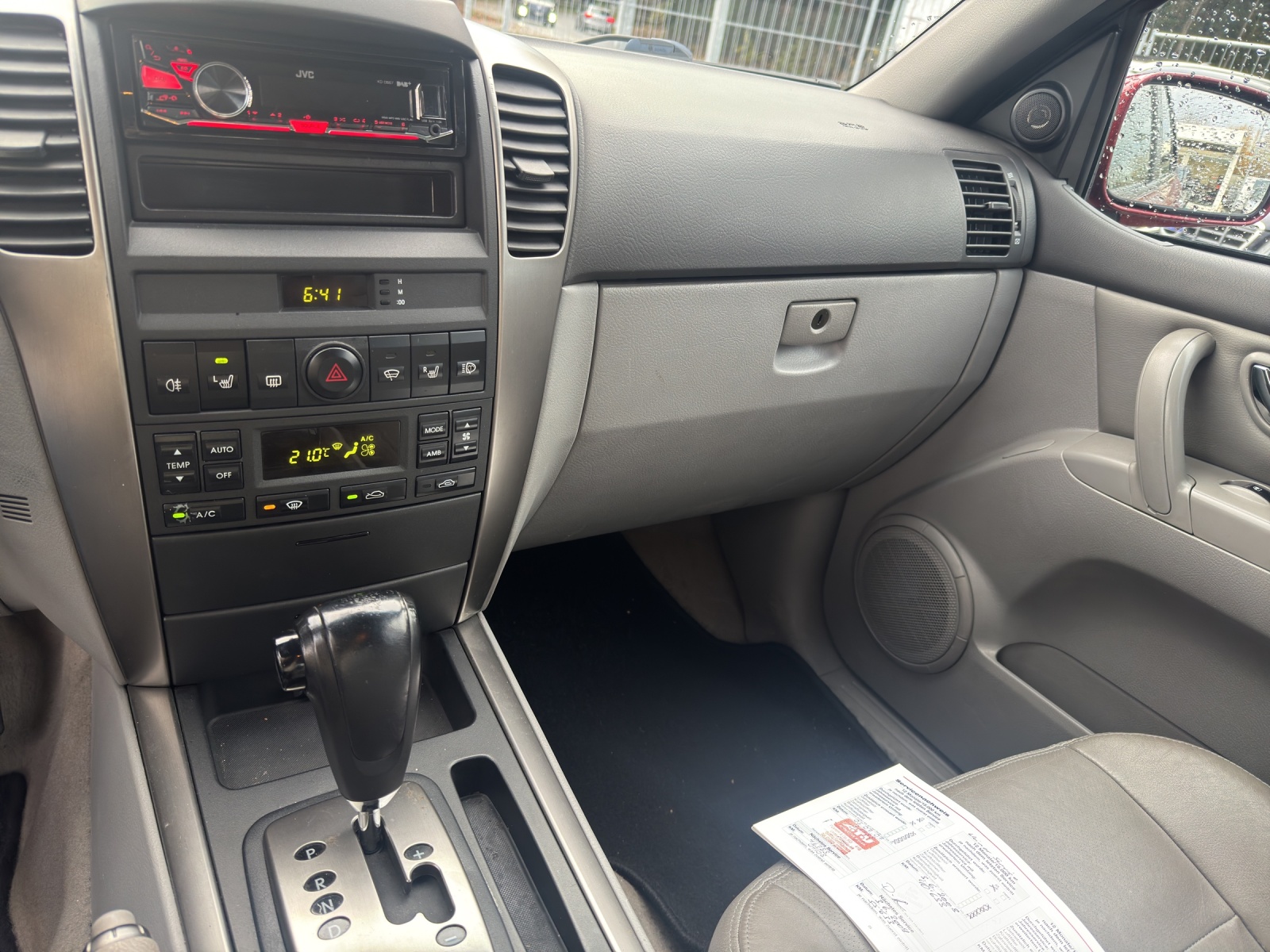 KIA Sorento 2.5 CRDI-image-7