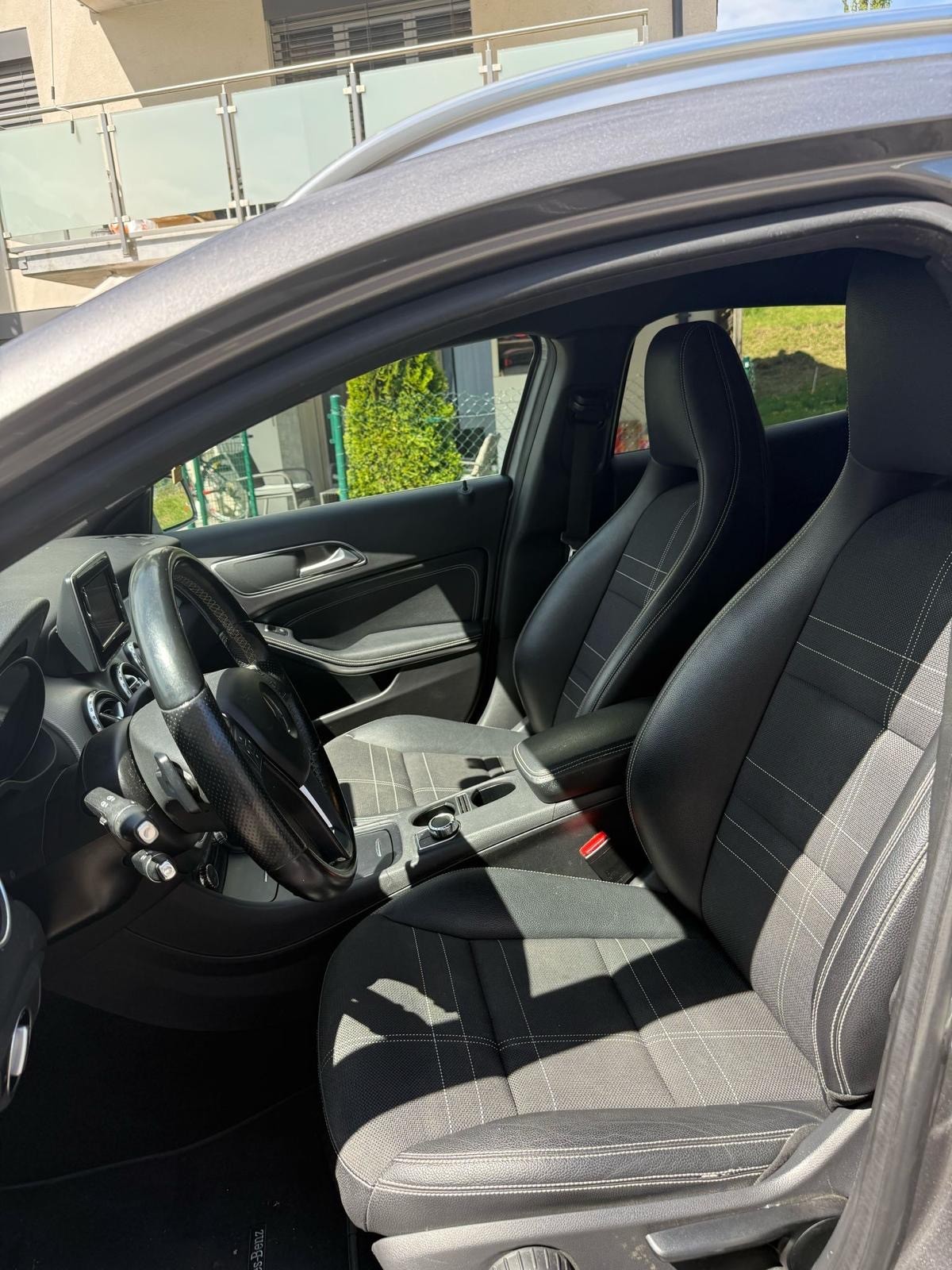 MERCEDES-BENZ GLA 220 CDI AMG Line 4Matic 7G-DCT-image-9