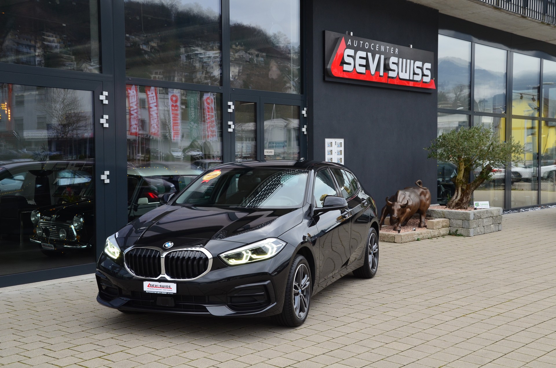 BMW 120d xDrive Steptronic Sport Line*Ab MFK,1 Jahr oder 20000km Garantie*-image-10