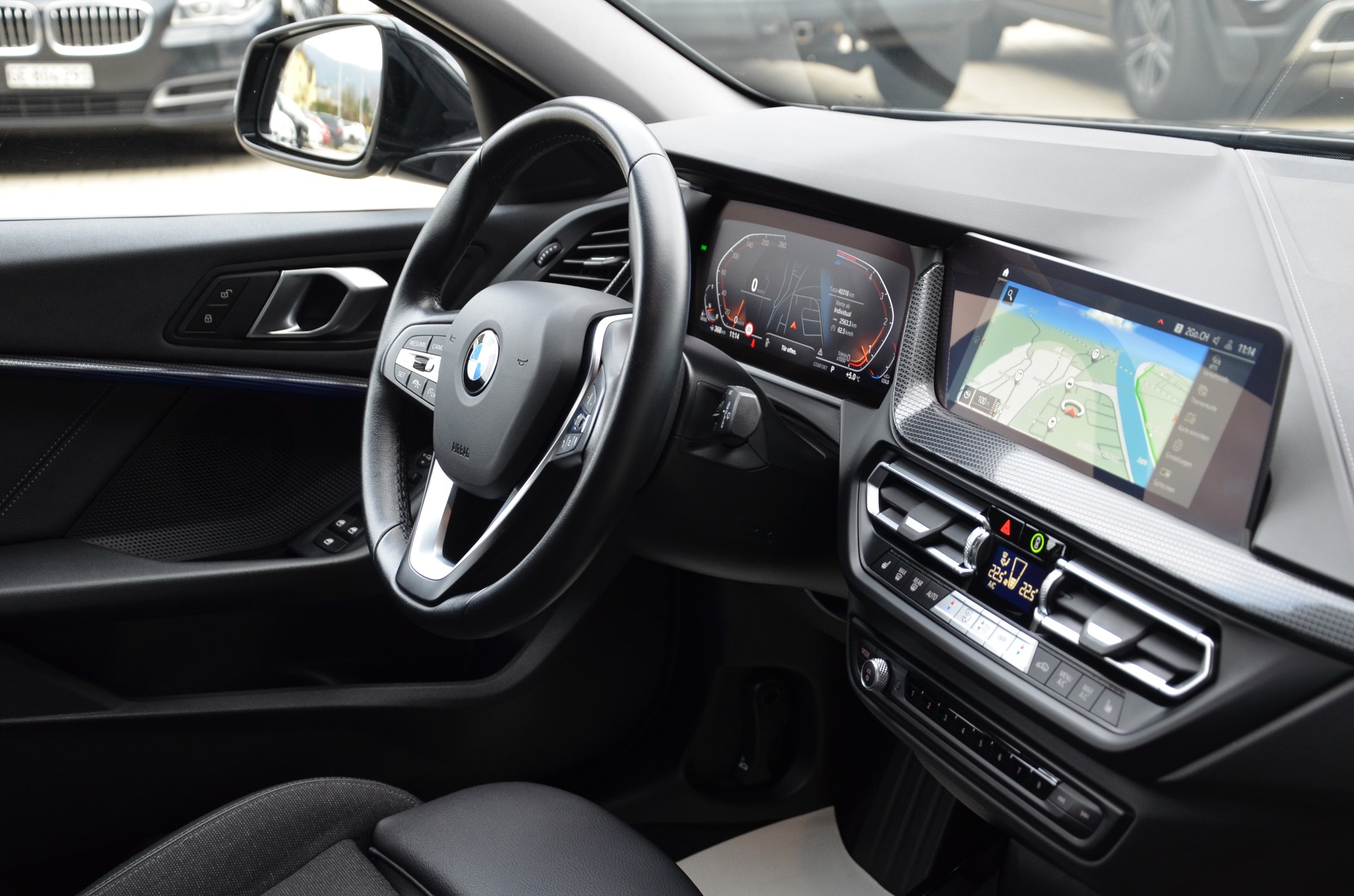 BMW 120d xDrive Steptronic Sport Line*Ab MFK,1 Jahr oder 20000km Garantie*-image-15