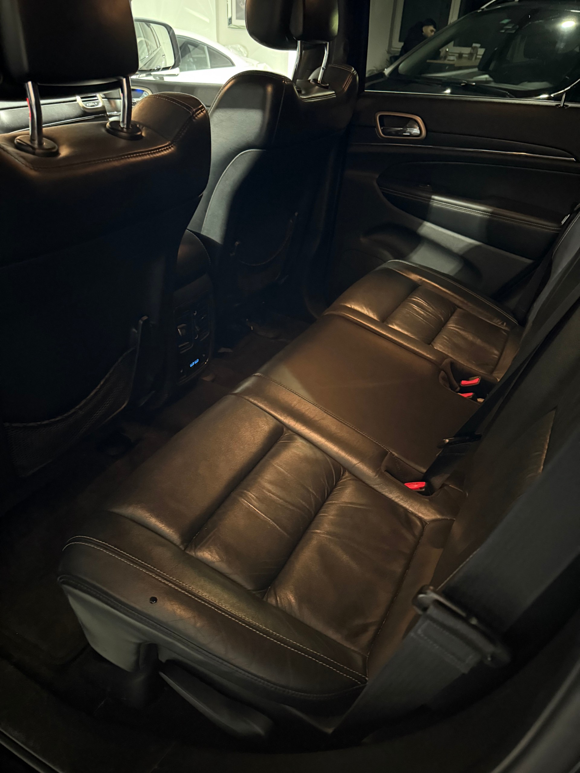JEEP Grand Cherokee 3.0 CRD Limited Automatic-image-9