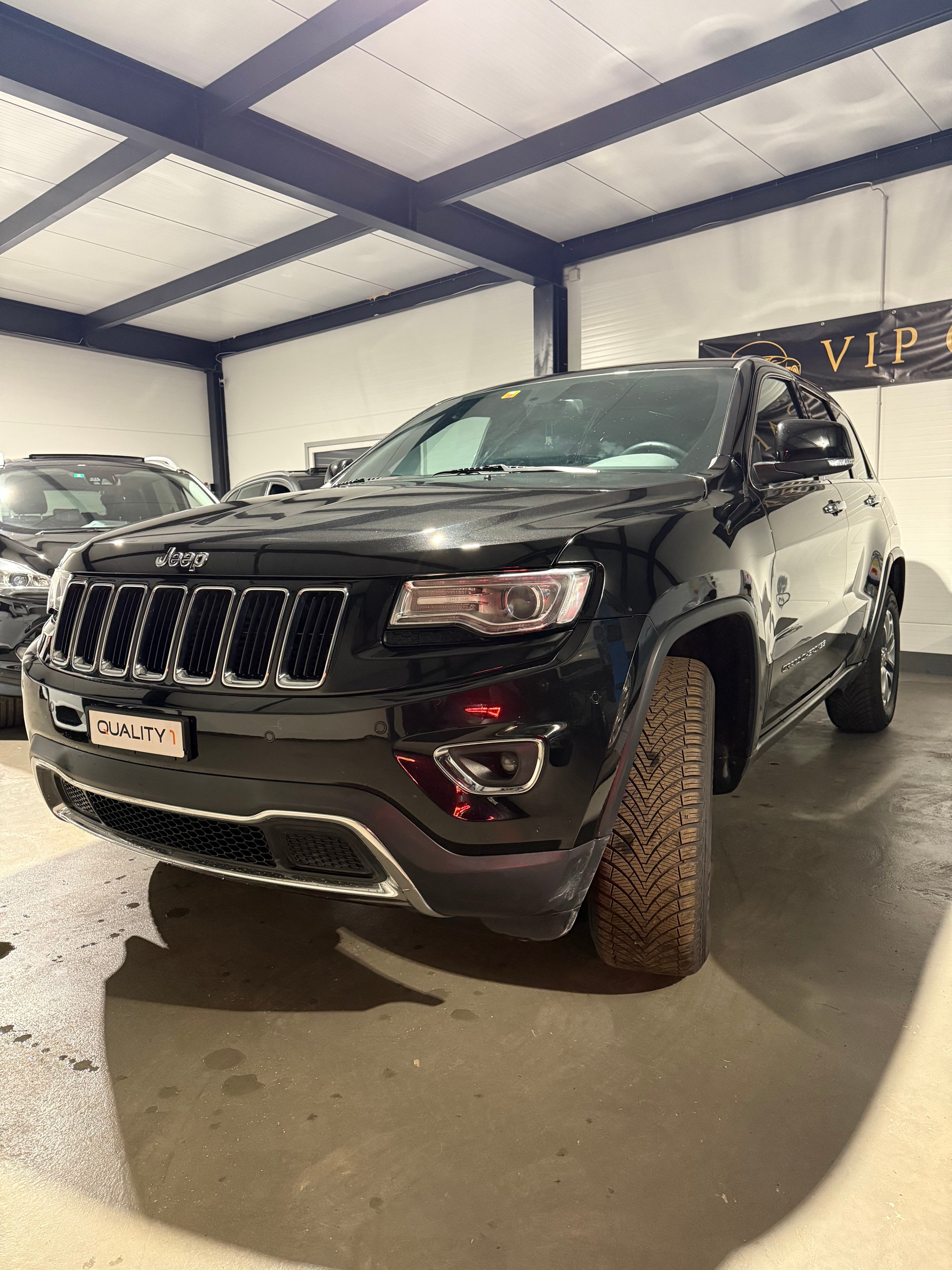 JEEP Grand Cherokee 3.0 CRD Limited Automatic-image-2
