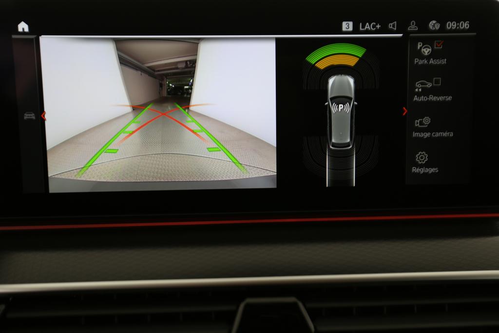 BMW 520d xDrive Touring-image-7