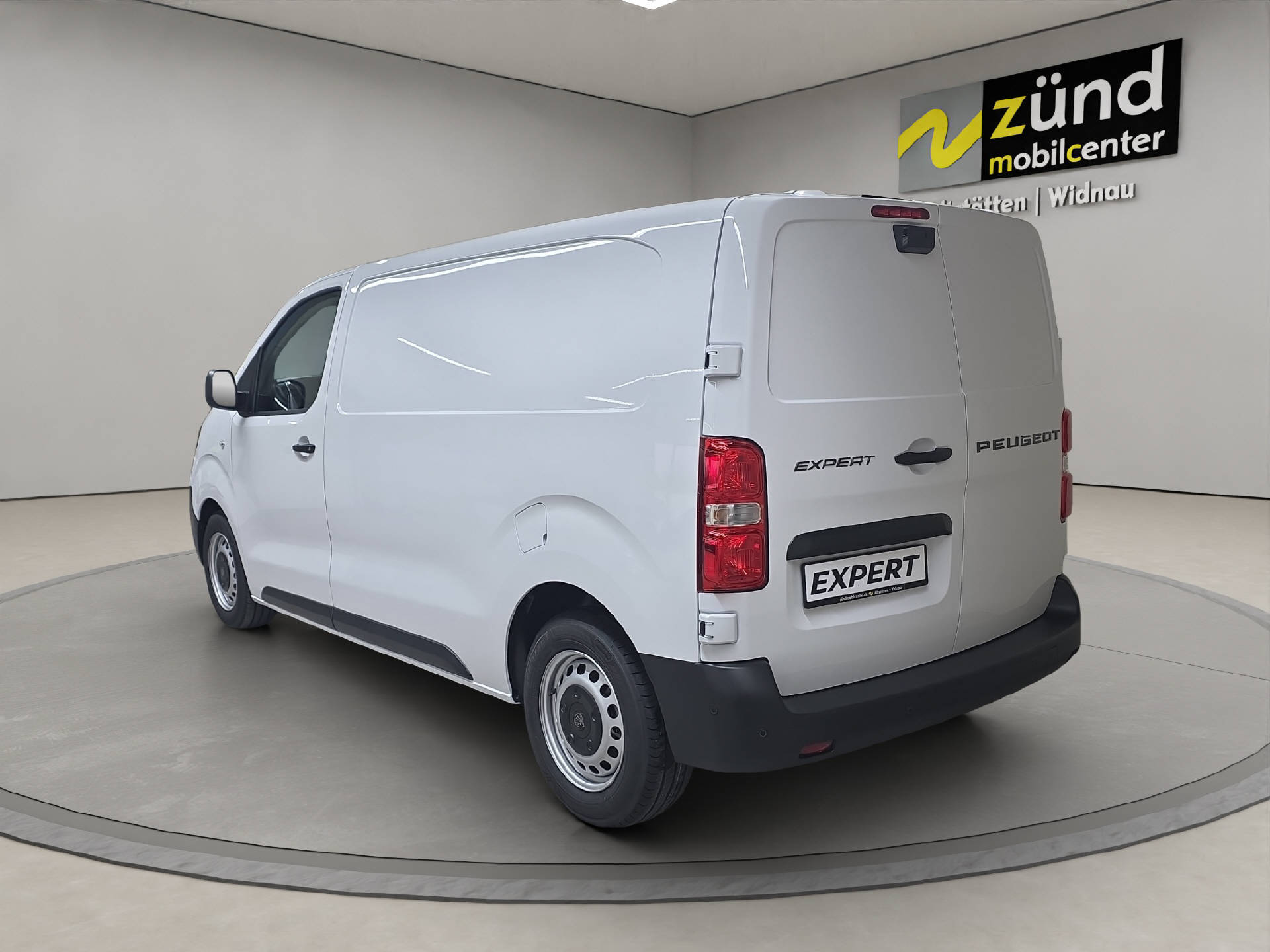 PEUGEOT Expert Kaw. Standard 2.2 BlueHDi 150 S/S-image-1