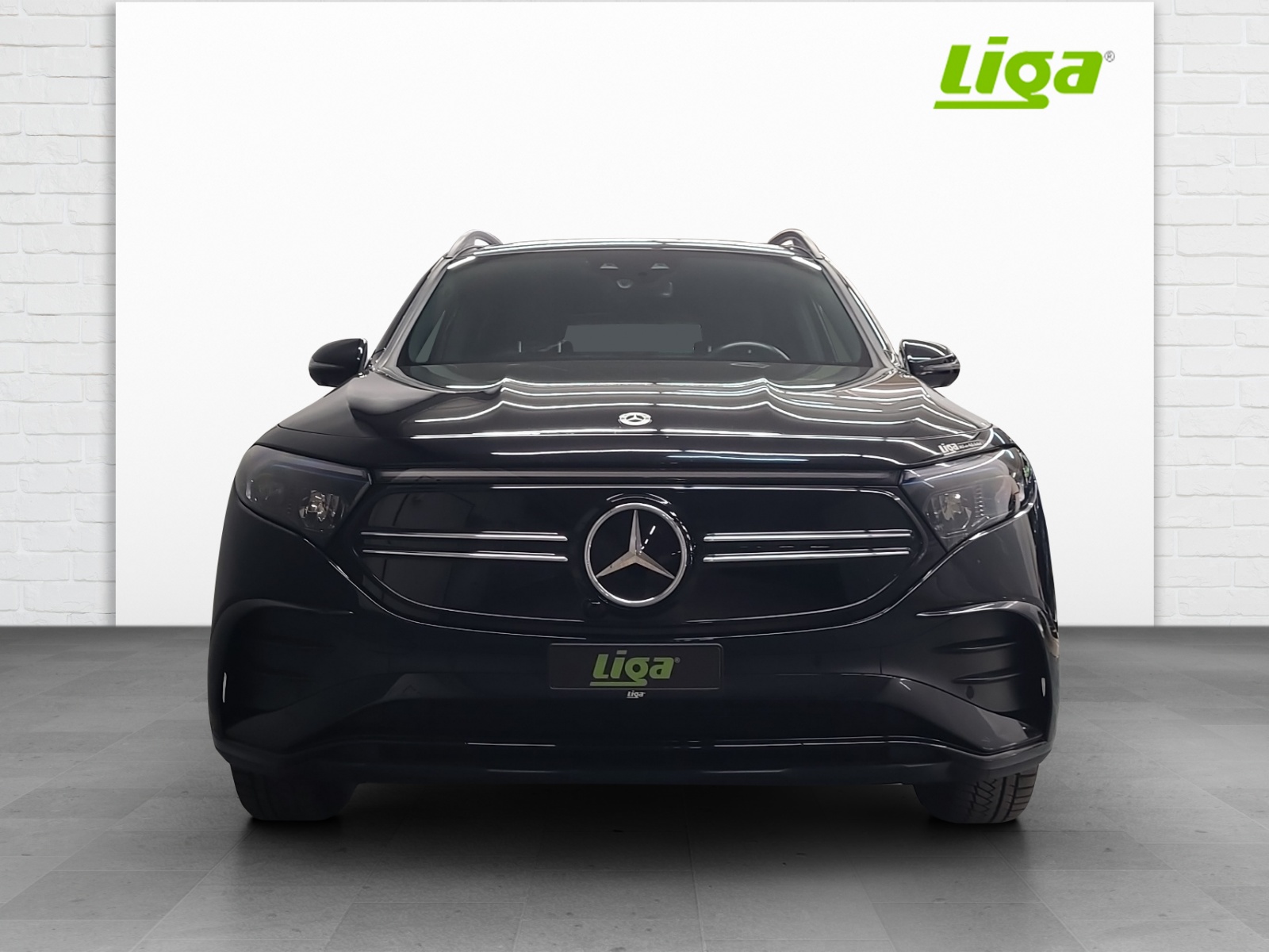 MERCEDES-BENZ EQB 350 AMG Line 4matic-image-2