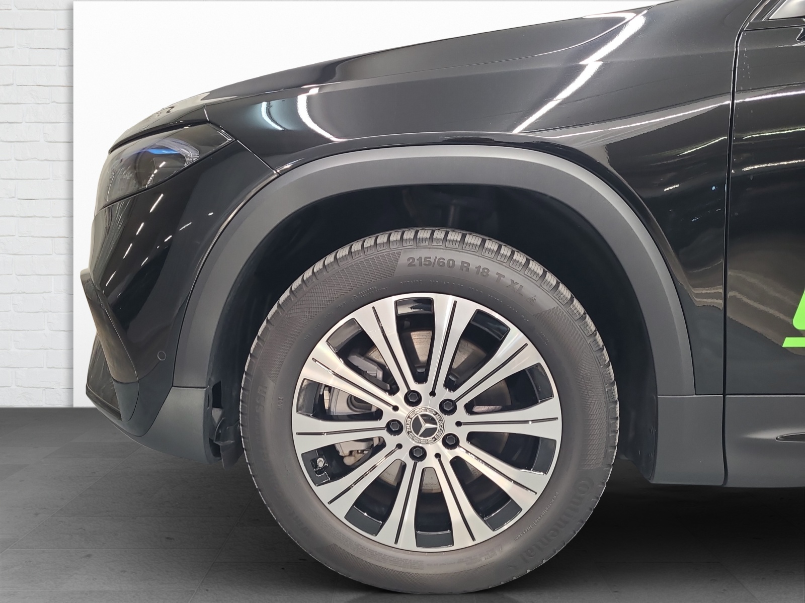 MERCEDES-BENZ EQB 350 AMG Line 4matic-image-5