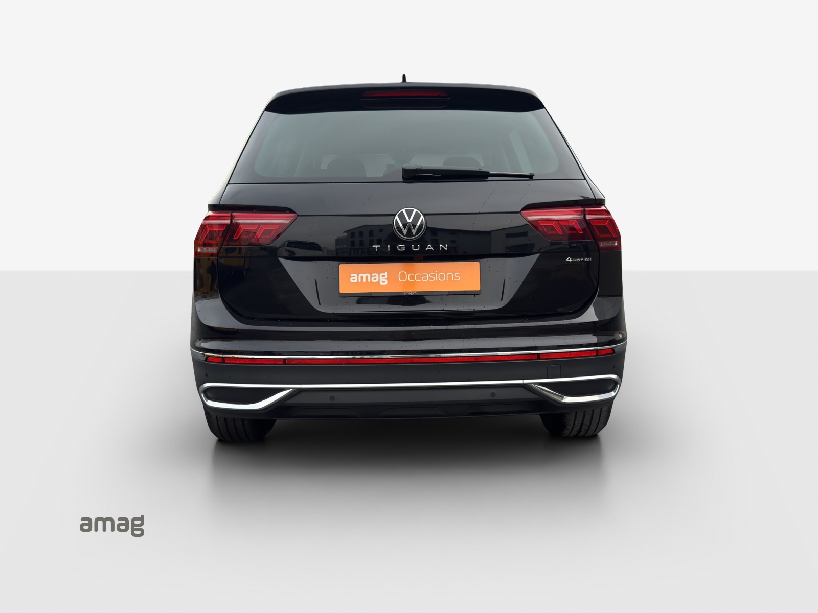 VW Tiguan 2.0 TDI SCR Elegance 4Motion DSG-image-3