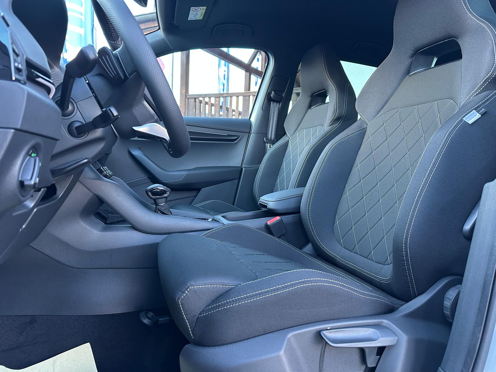 SKODA Karoq 2.0 TSI SportLine 4x4 DSG-image-8
