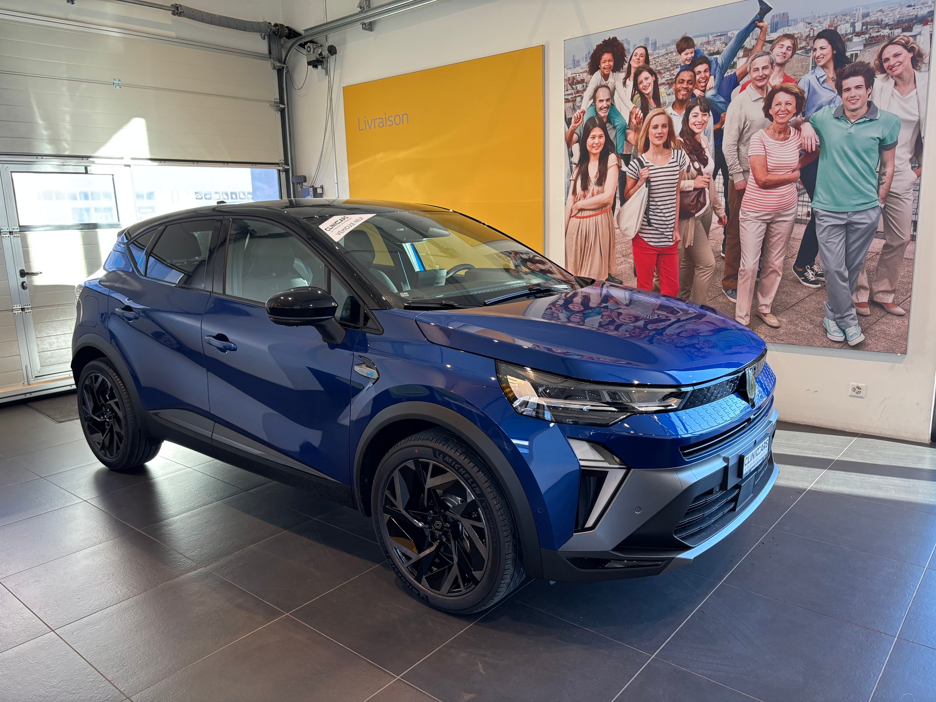 RENAULT Captur 1.8 E-Tech 160 Esprit Alpine DHT-image-0