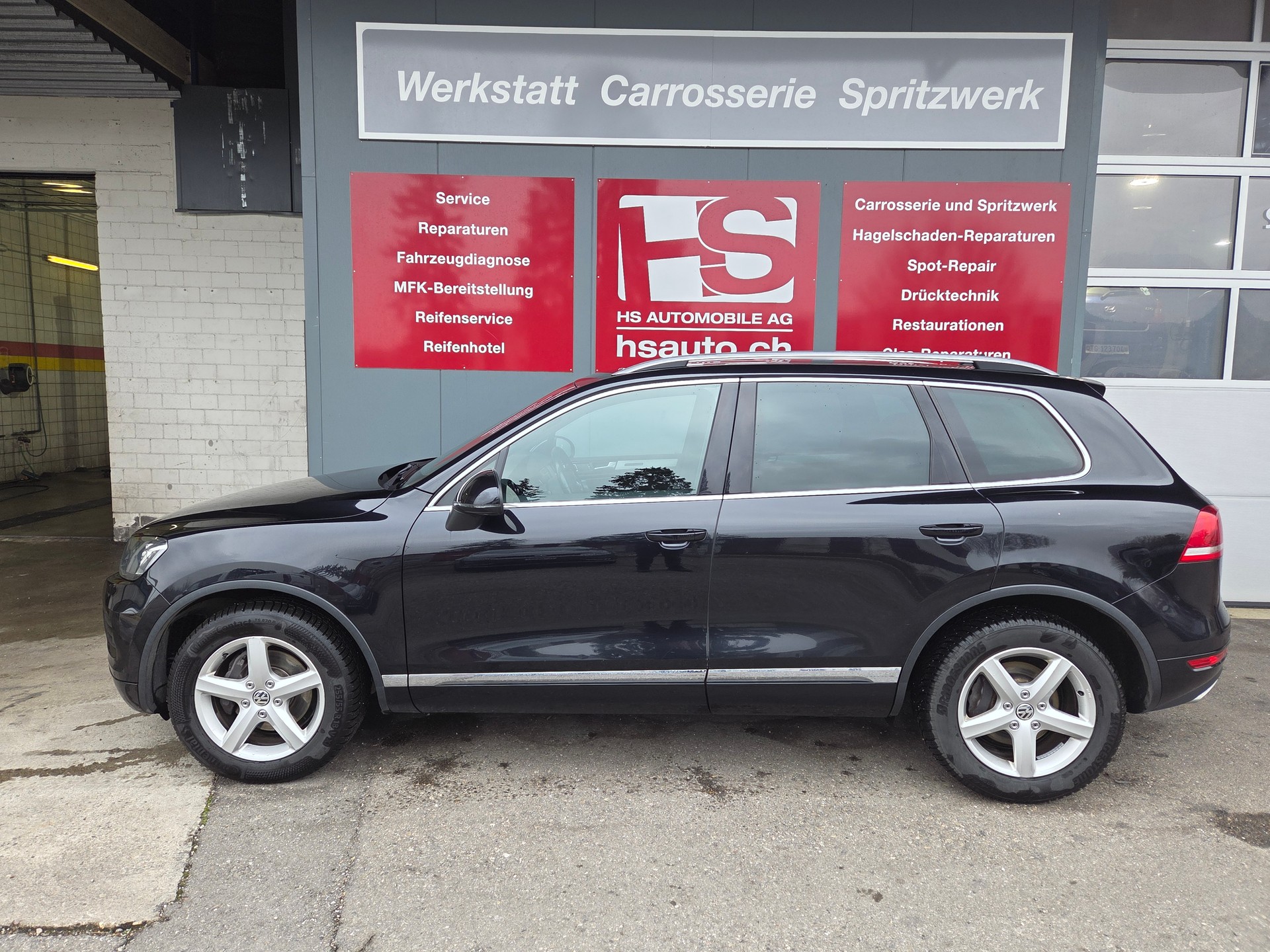VW Touareg 3.0 TDI BlueMotion Technology Tiptronic-image-2