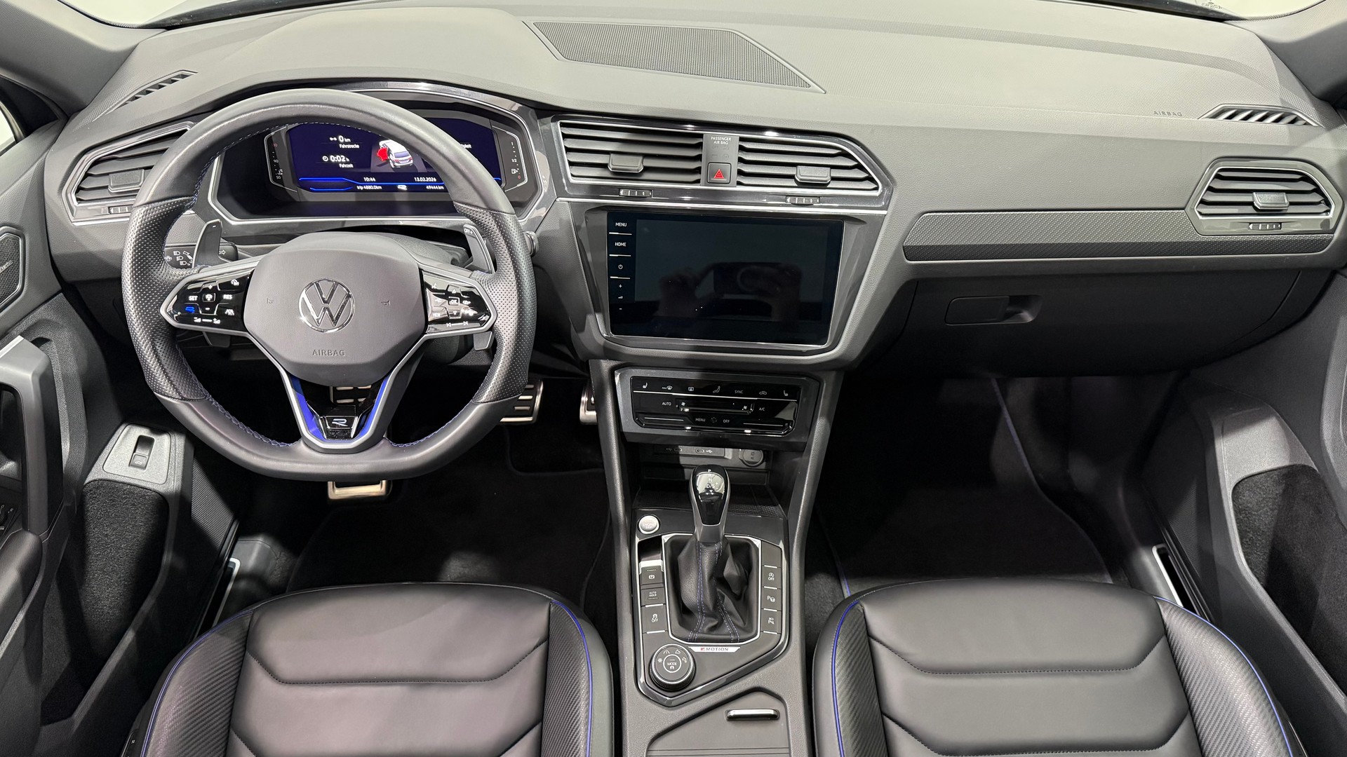 VW Tiguan 2.0 TSI R DSG-image-4