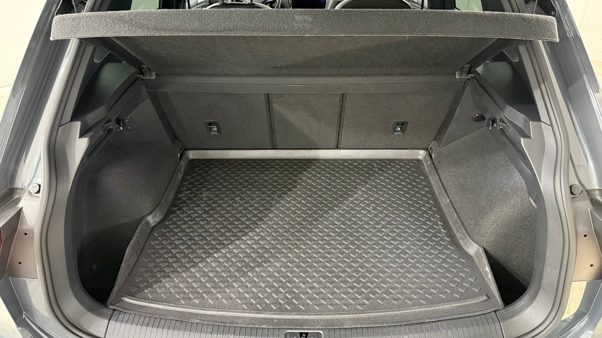 VW Tiguan 2.0 TSI R DSG-image-6