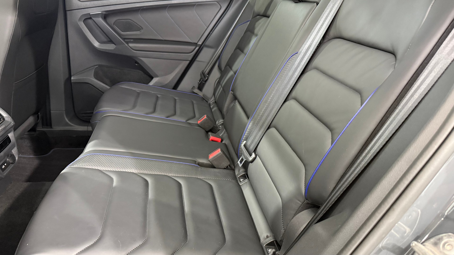 VW Tiguan 2.0 TSI R DSG-image-5