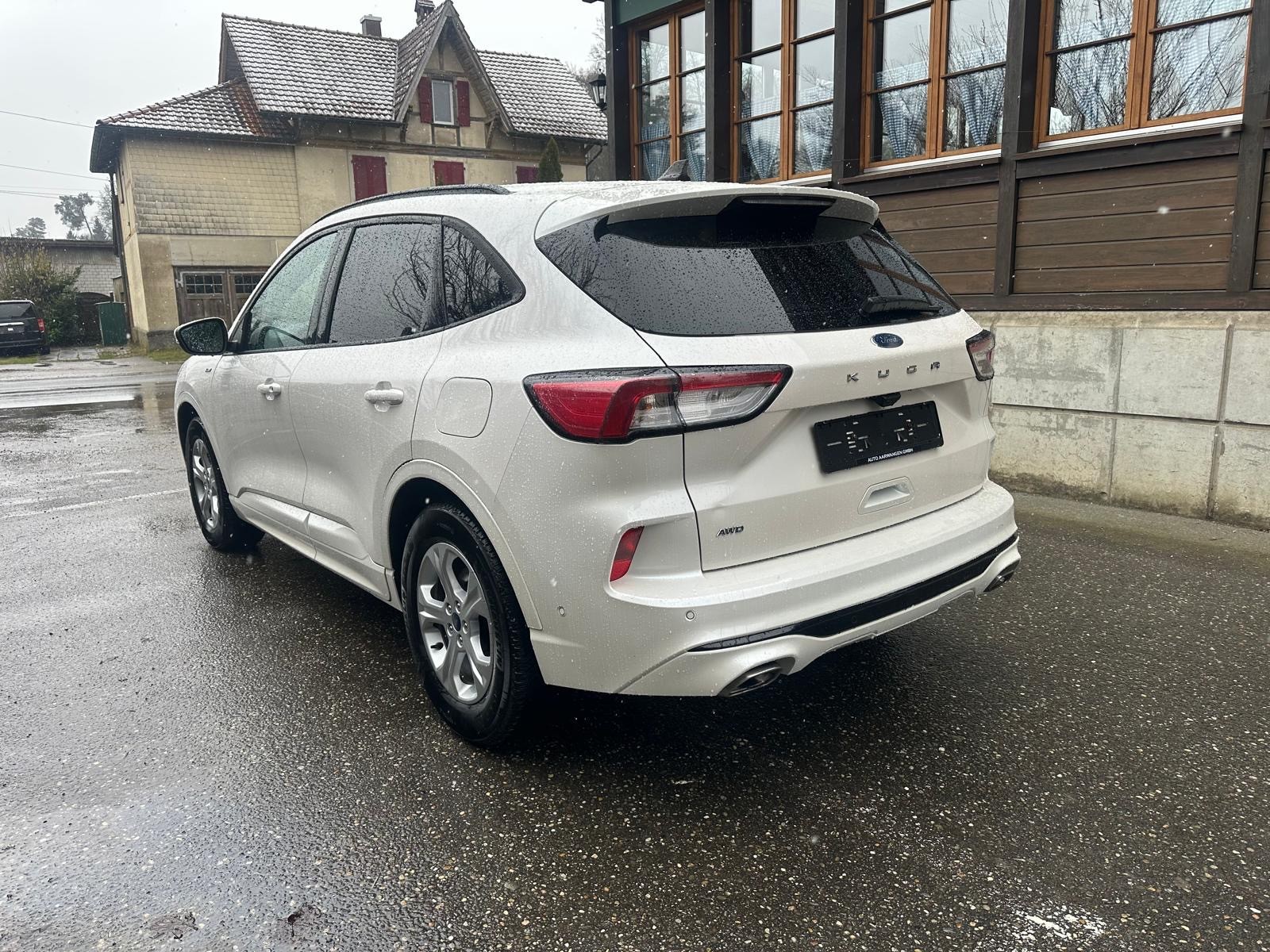 FORD Kuga 2.0 TDCi EcoBlue ST-Line 4WD Automat-image-3