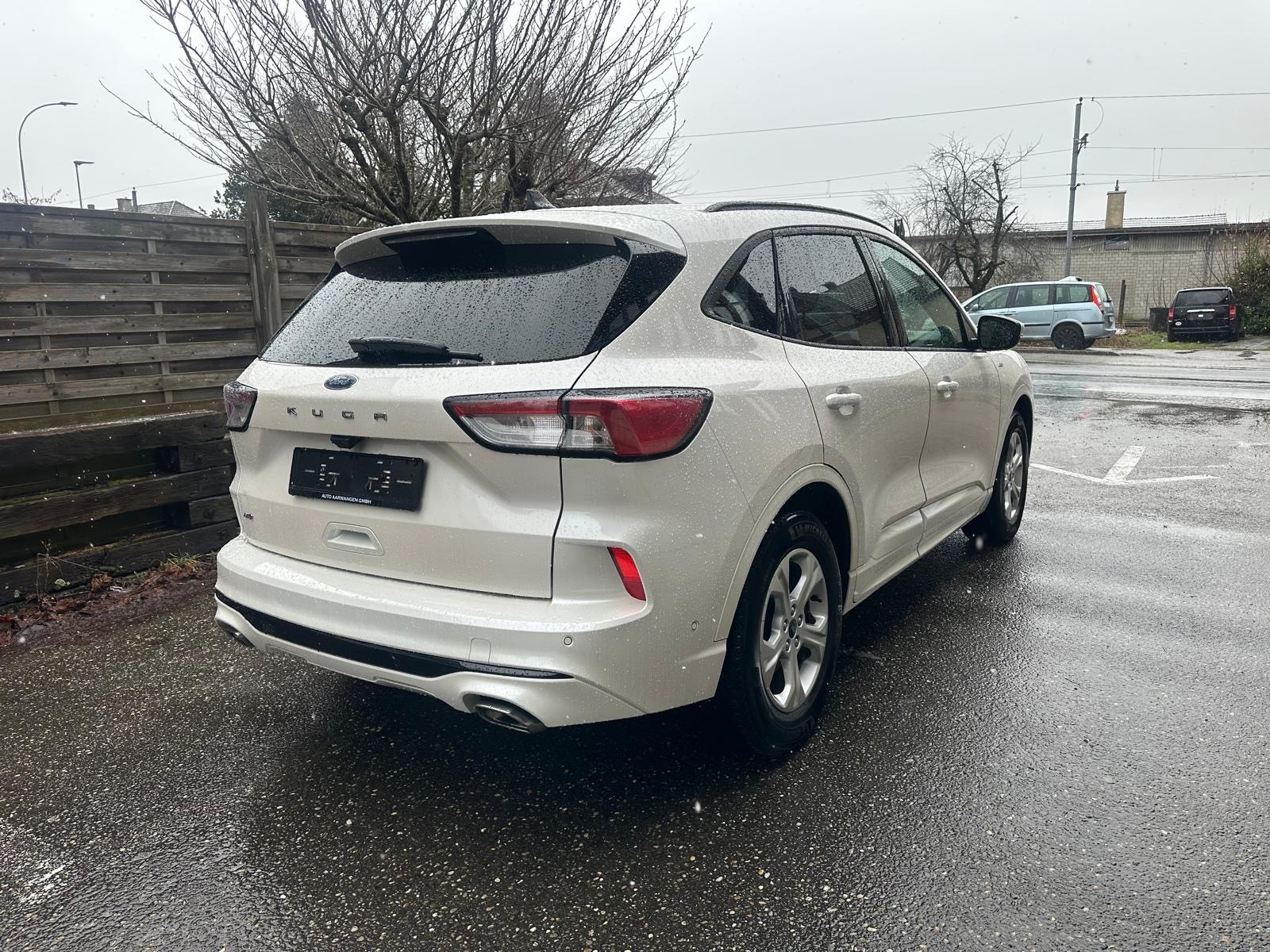 FORD Kuga 2.0 TDCi EcoBlue ST-Line 4WD Automat-image-2