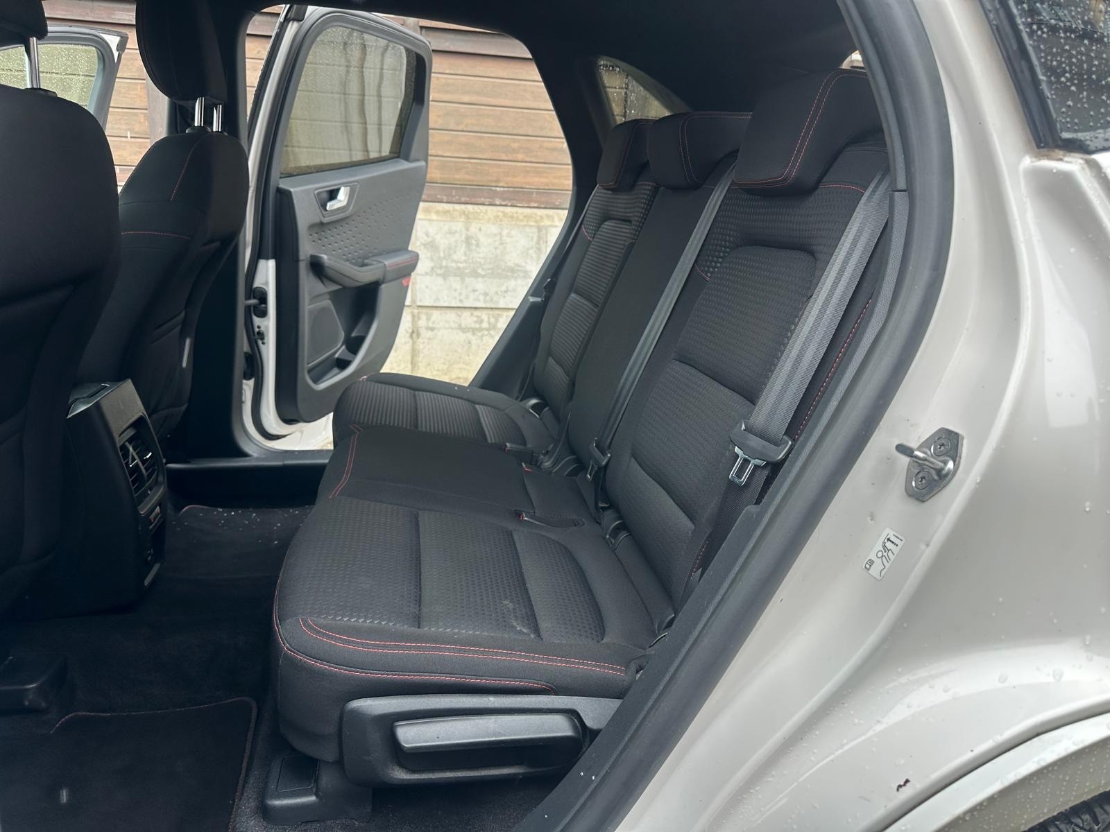 FORD Kuga 2.0 TDCi EcoBlue ST-Line 4WD Automat-image-10