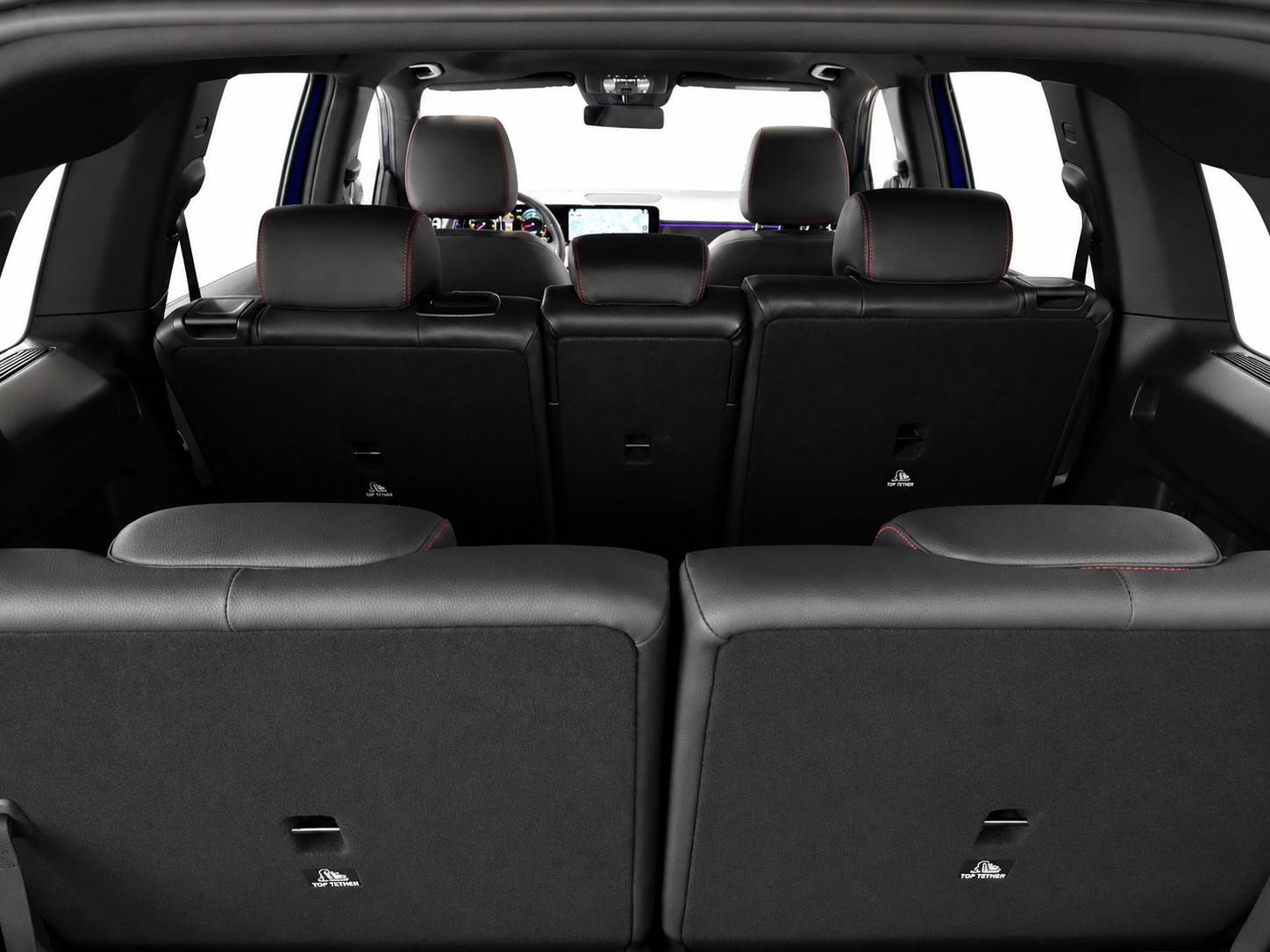 MERCEDES-BENZ GLB 200 AMG Line-image-11