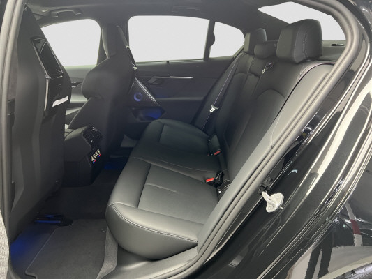 BMW M5 xDrive-image-9