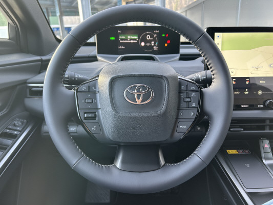 TOYOTA C-HR+ 77 kWh Premium AWD-image-8