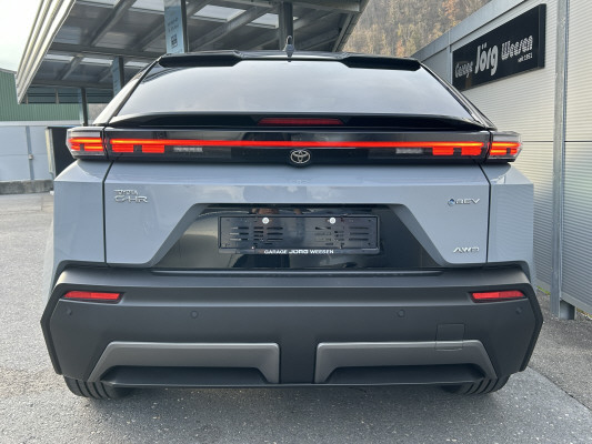 TOYOTA C-HR+ 77 kWh Premium AWD-image-4