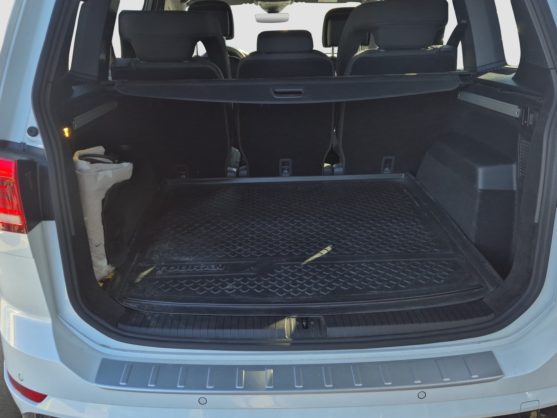 VW Touran 1.5 TSI EVO Highline DSG-image-15