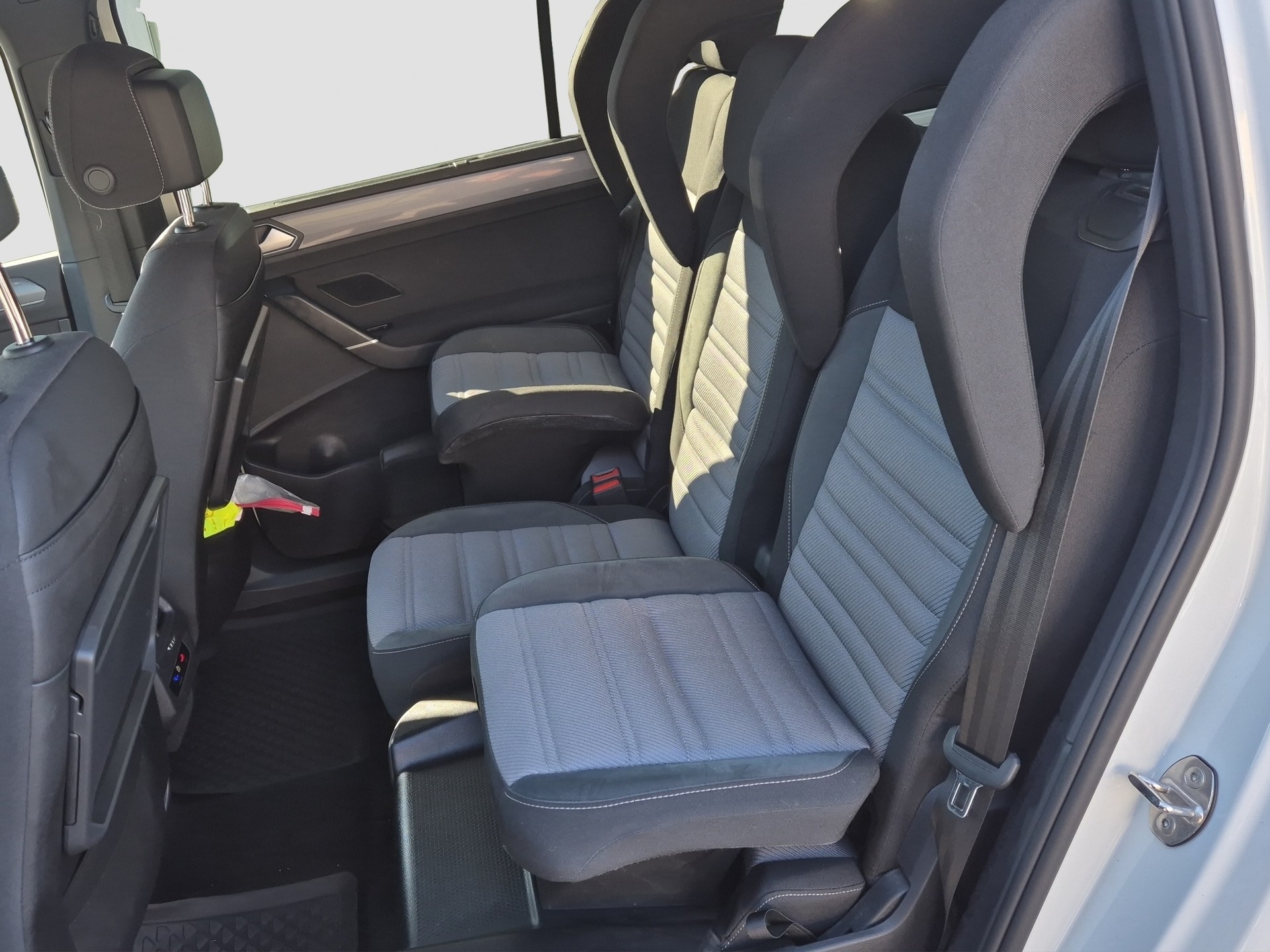 VW Touran 1.5 TSI EVO Highline DSG-image-14