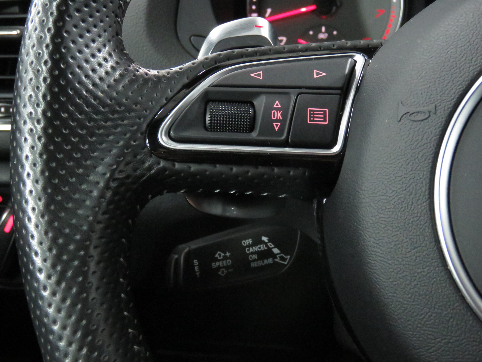 AUDI RS Q3 2.5 TFSI Quattro S-tronic Automat-image-22