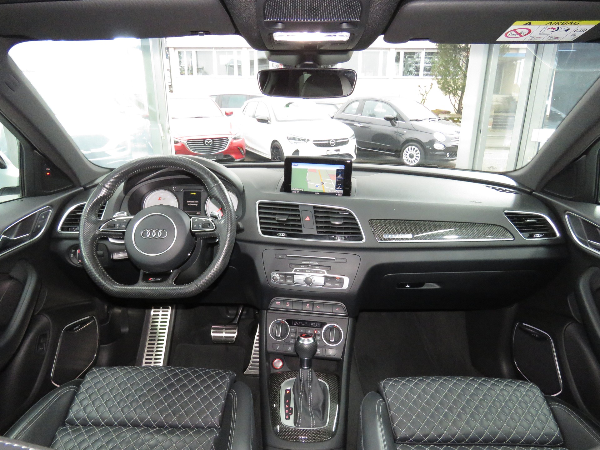 AUDI RS Q3 2.5 TFSI Quattro S-tronic Automat-image-15