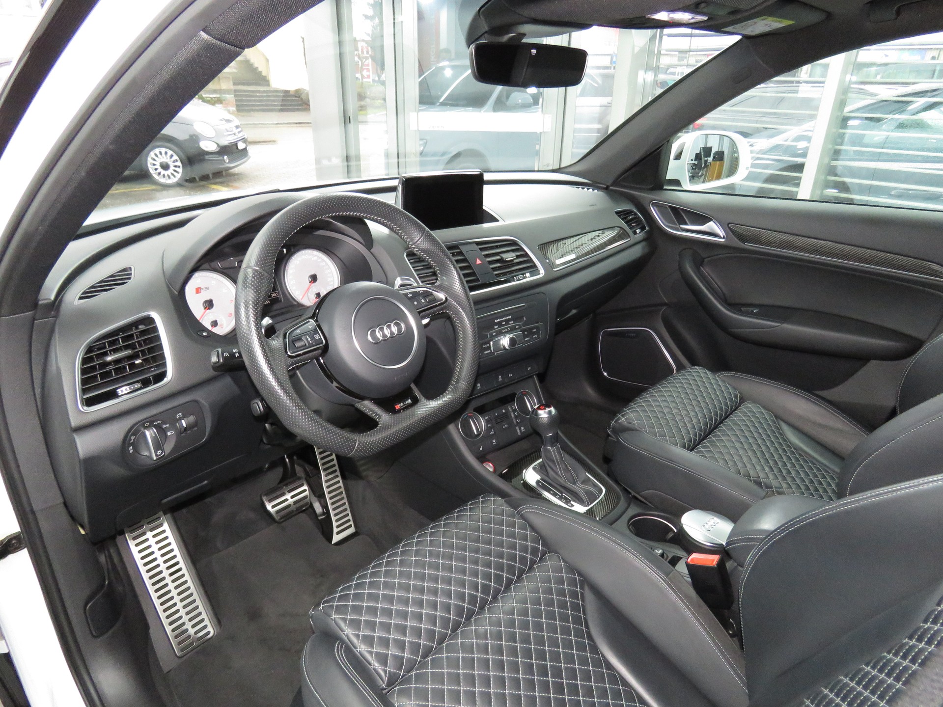 AUDI RS Q3 2.5 TFSI Quattro S-tronic Automat-image-6